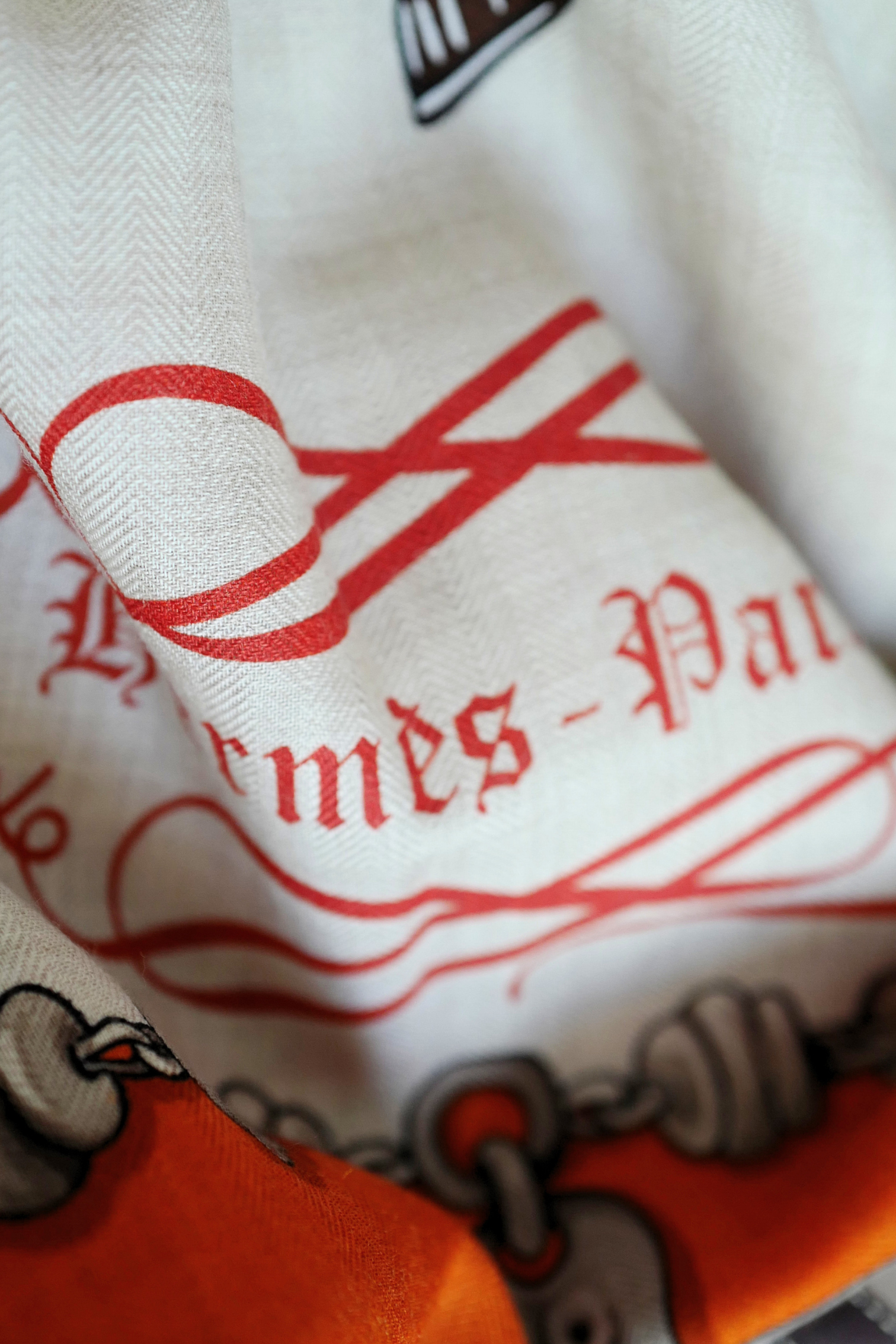 Hermès Palefroi Shawl 140 Cashmere Silk – Naturel / Orange Cuit / Cannelle