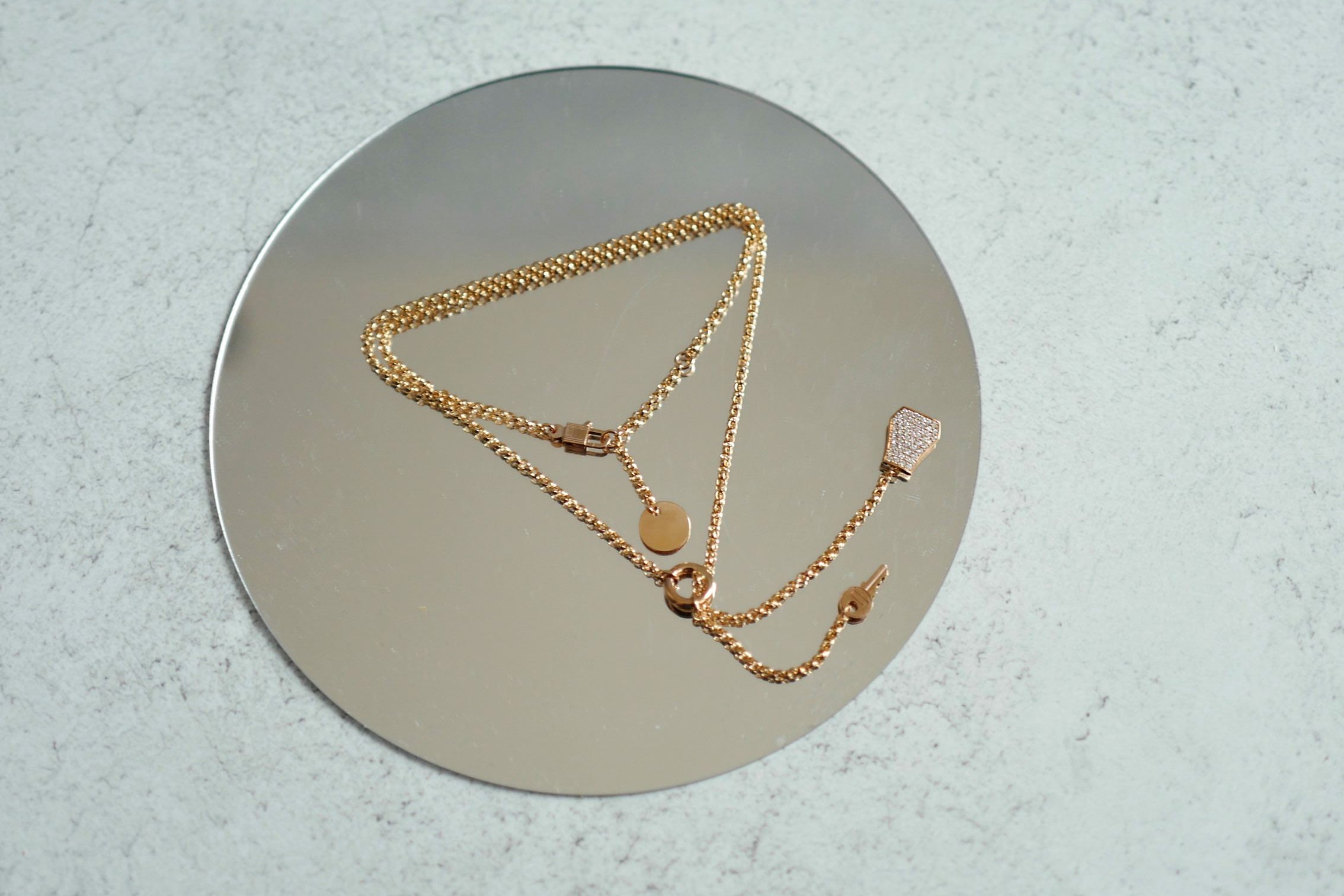 New Hermes Kelly Clochette Necklace pm dia 18k Rose Gold With Diamonds $11K