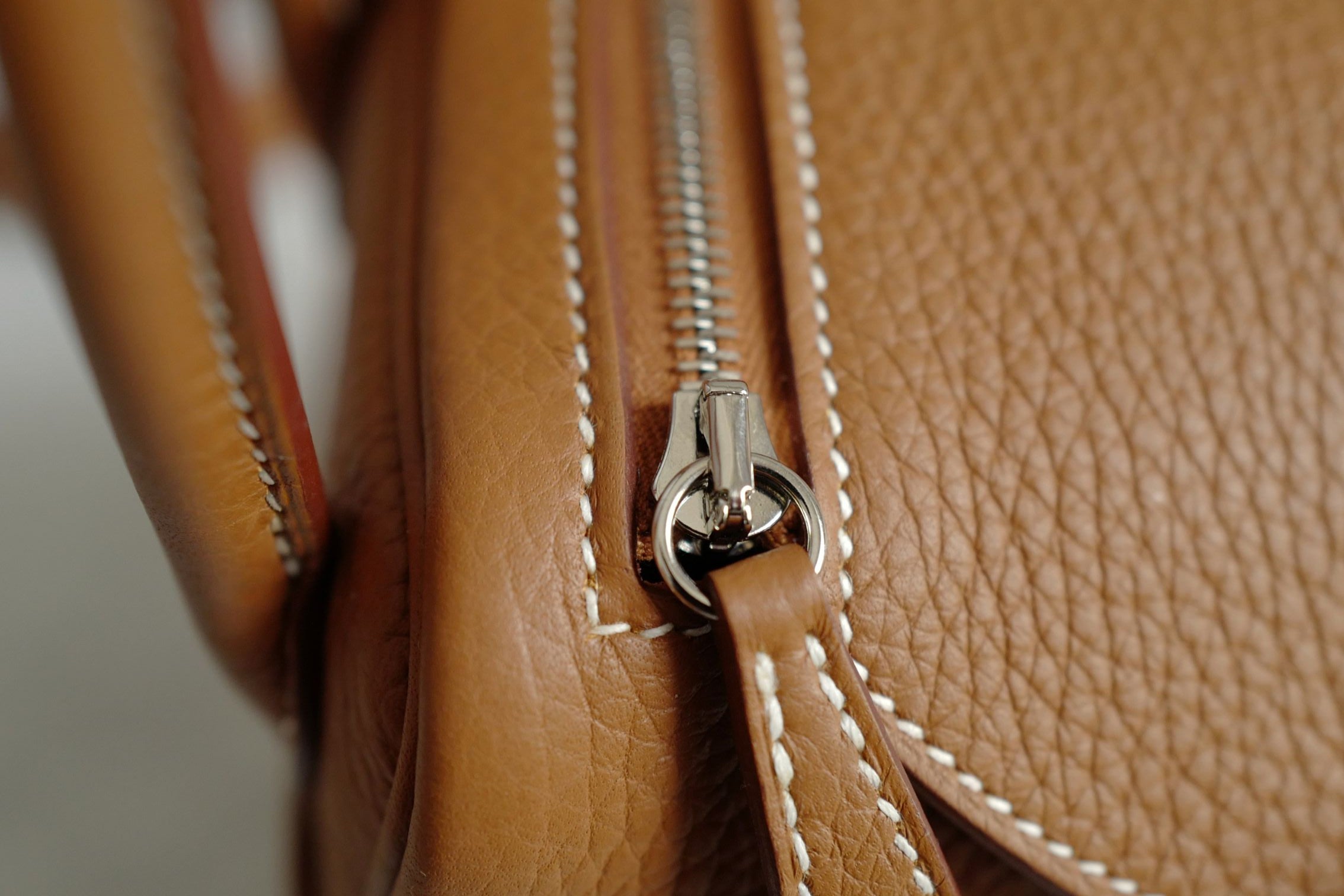 New Hermès Mini Lindy Gold Clemence Leather Palladium Hardware