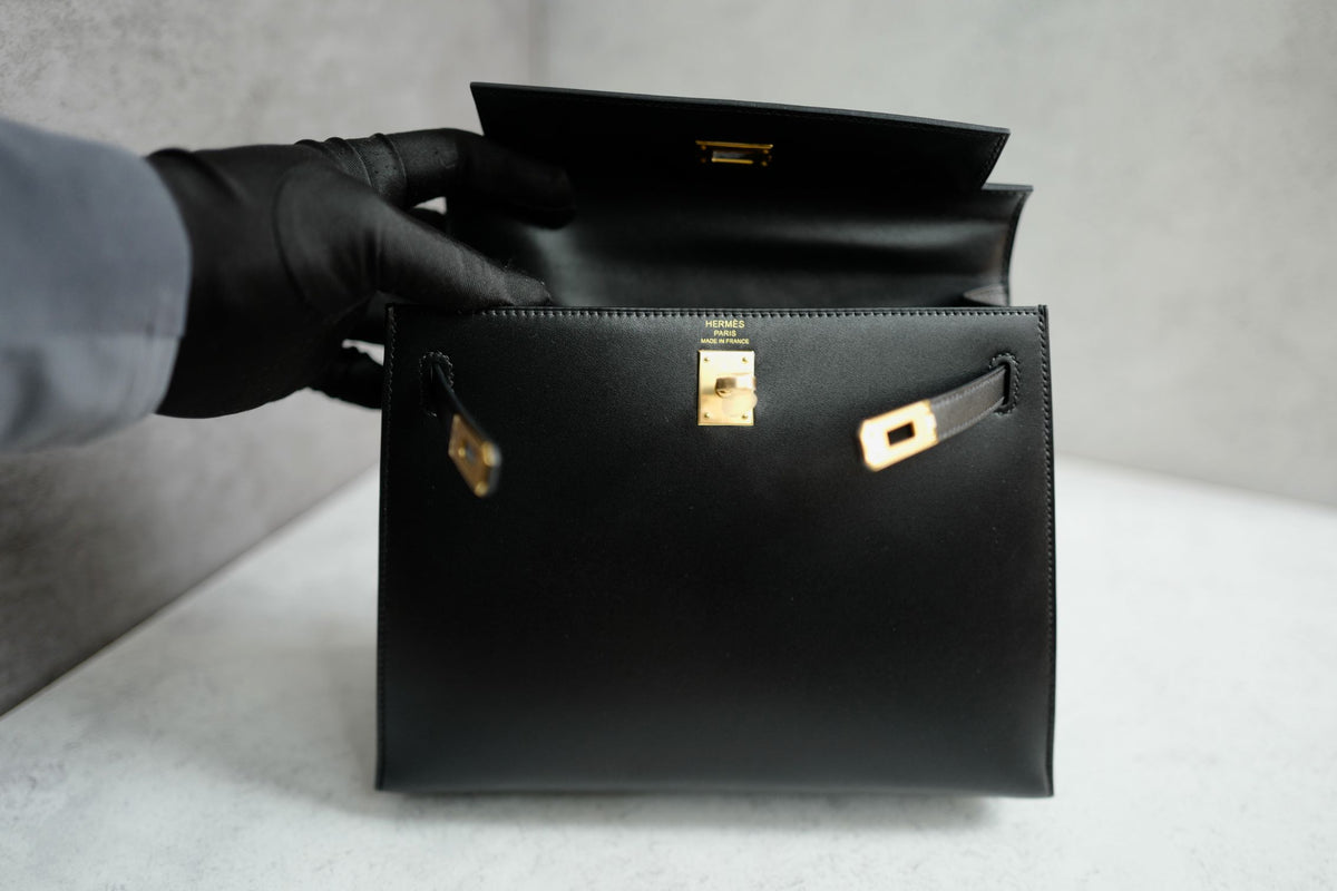 Hermes Kelly 25 Black Tadelakh Sellier Gold HW Complete Original Receipt NEW