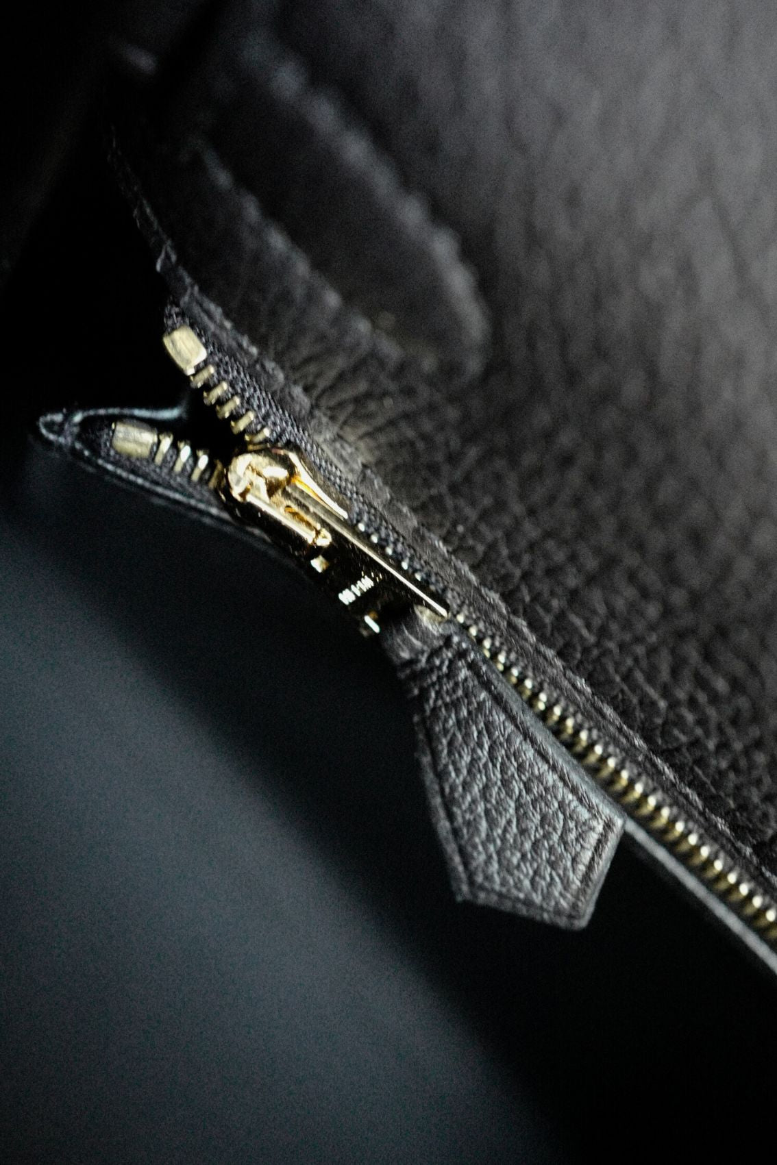 NEW Hermès Kelly 25 Black Togo Leather Gold Hardware K Stamp