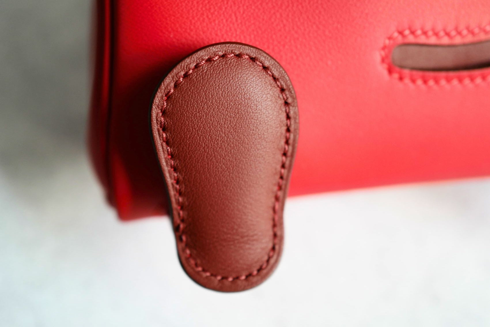 Hermès Kelly Doll Rouge De Coeur Swift Calfskin PHW G Stamp