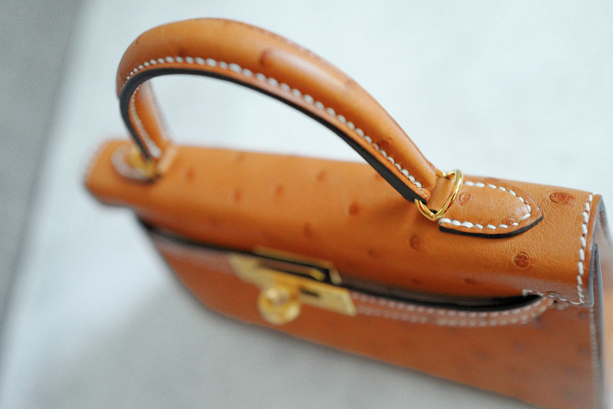 BNIB Hermes Mini Kelly HSS Cognac Ostrich with Craie Stitching GHW G Stamp 2026