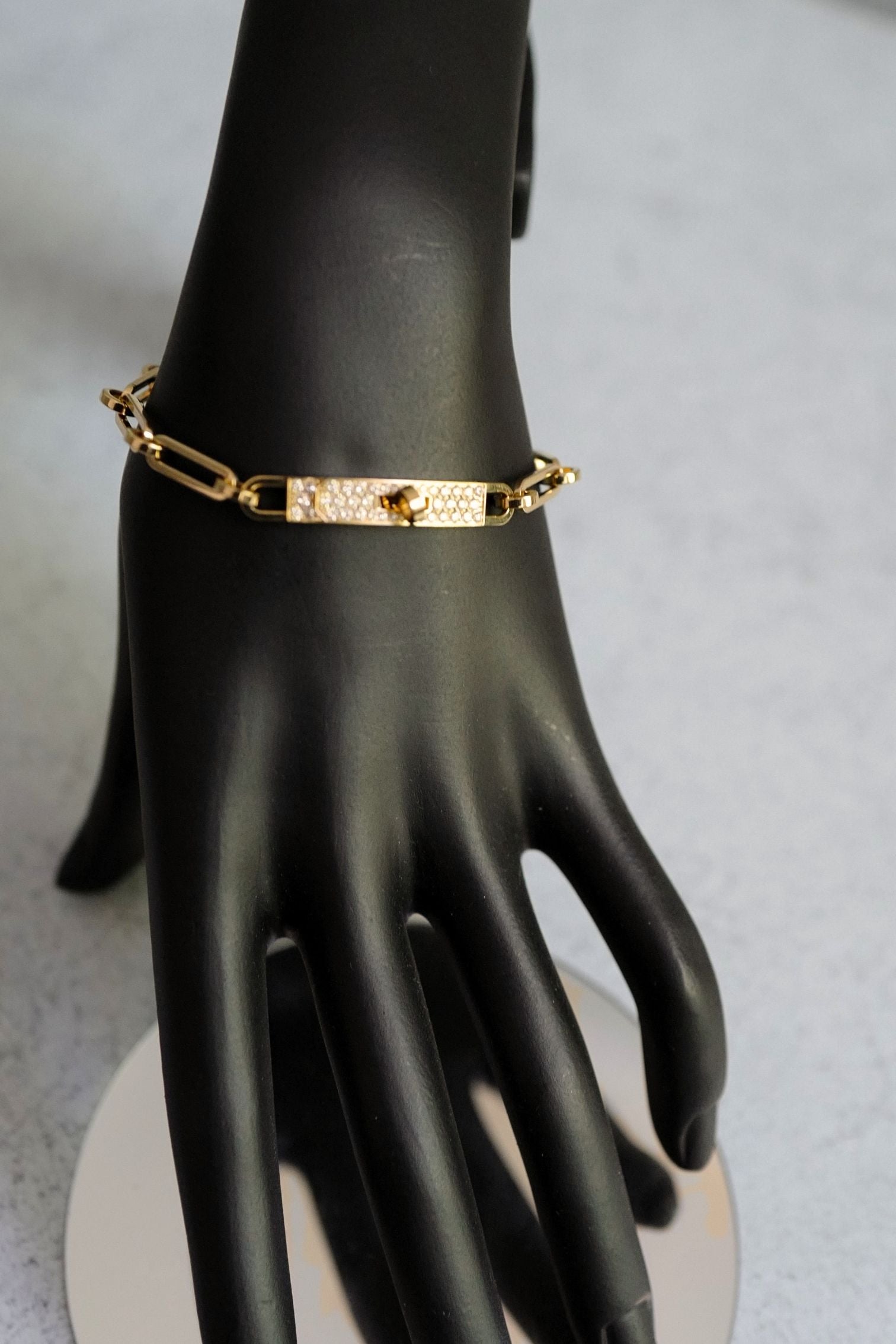 Hermès Kelly Chaine Bracelet Small Size 18K Yellow Gold 41 Diamonds Size 150