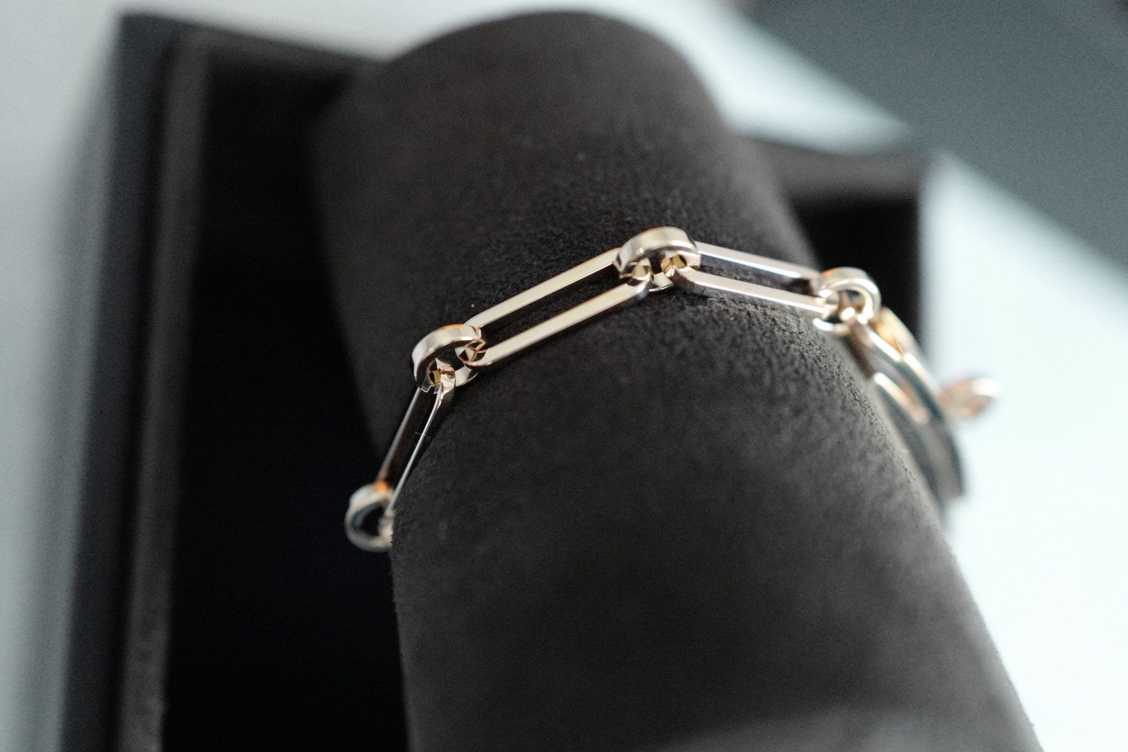 Hermès Kelly Chaine Bracelet Small Model 18K Rose Gold Diamonds Size 140