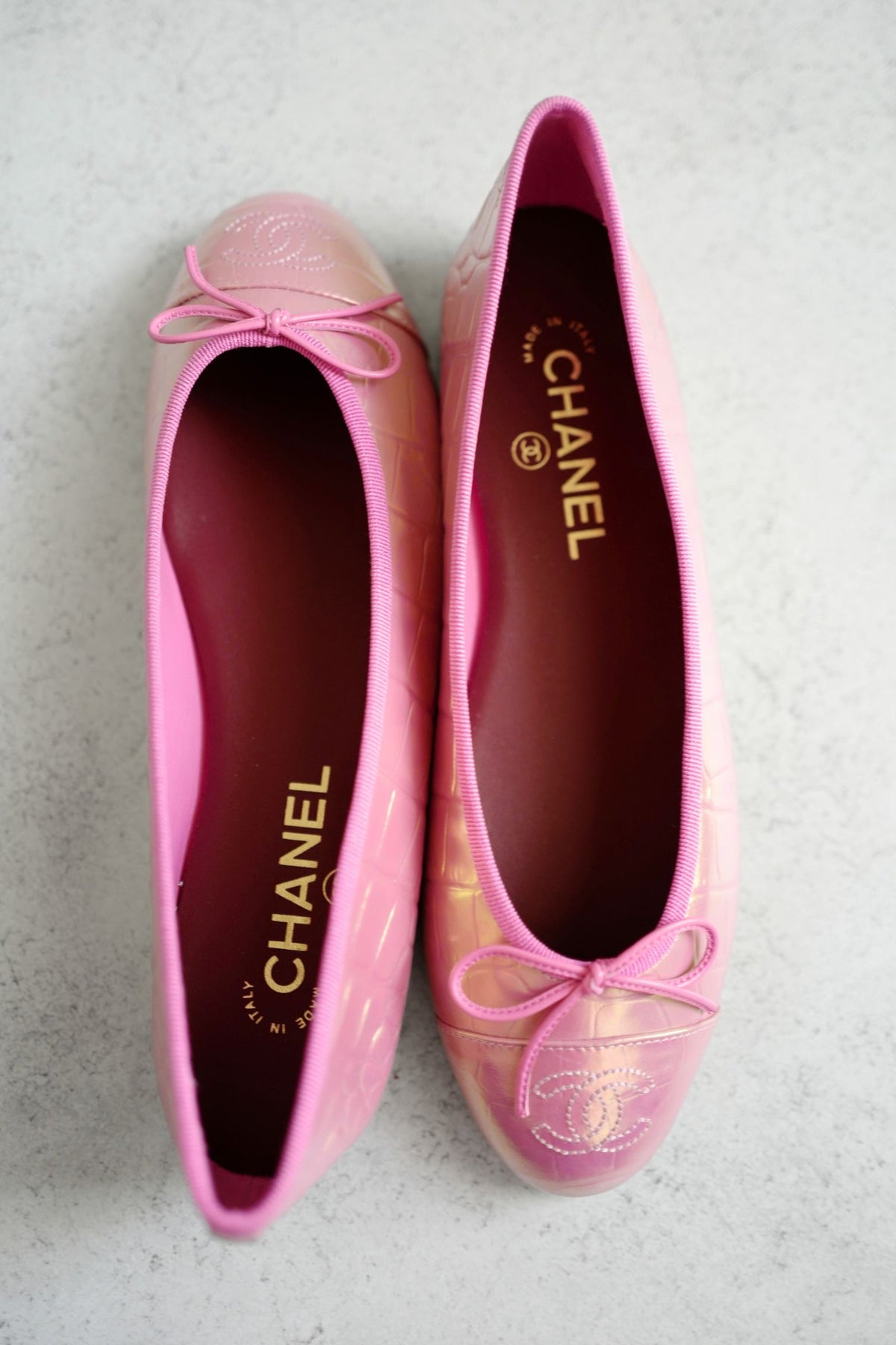 NEW Chanel 26K Matthieu Blazy's Ballet Flats Croc Embossed Calfskin Pink Size 39