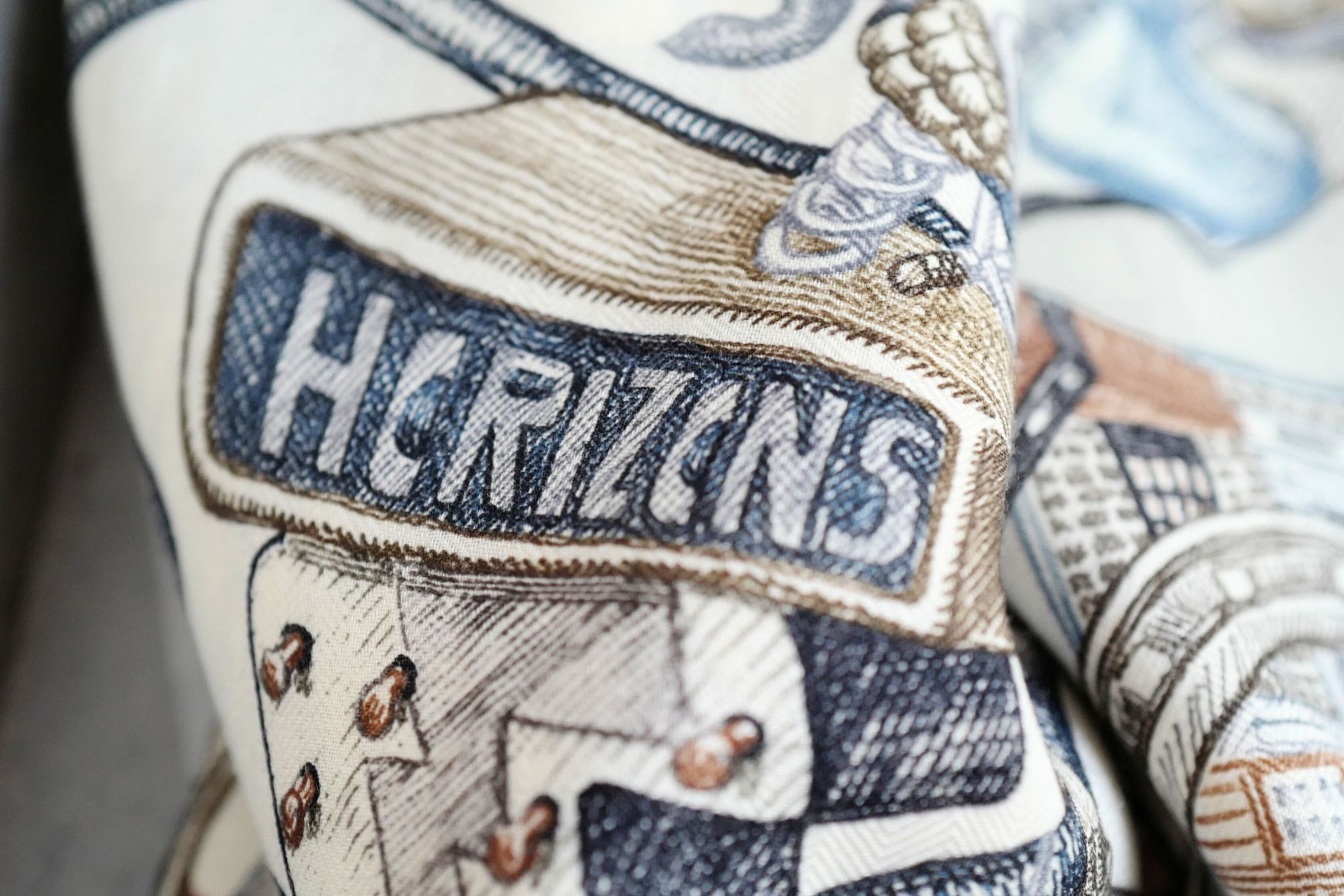 Hermès Le Monde d'Hermès Shawl 140 Cashmere Silk Scarf Blanc Ardoise Etoupe