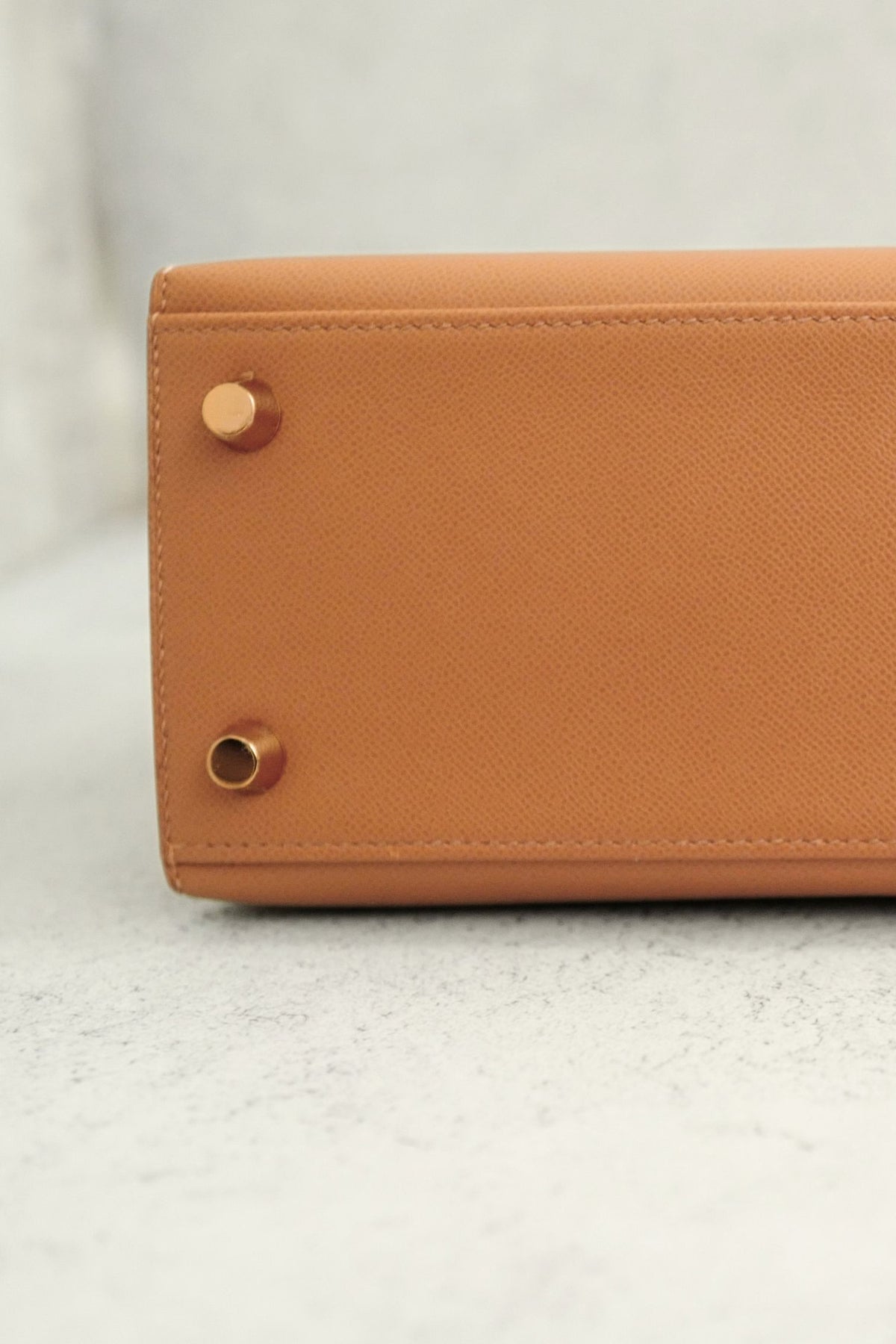 Hermes Kelly 25 Touch Chai/Miel Veau Madame Sellier Gold Hardware