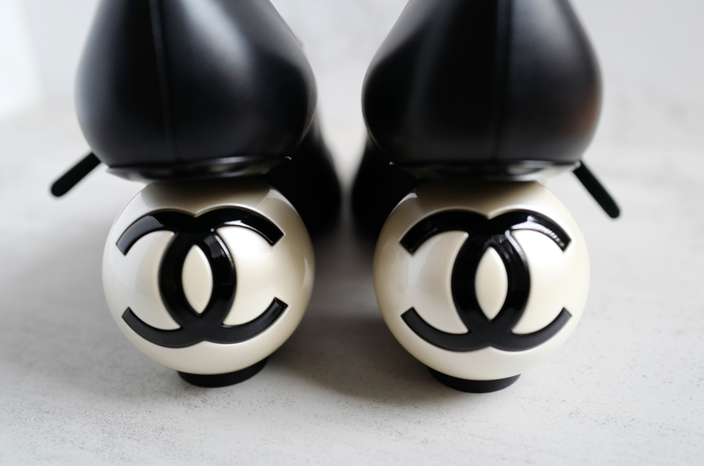 Chanel Mary Jane Black Leather Cap Toe Heels Size 37.5