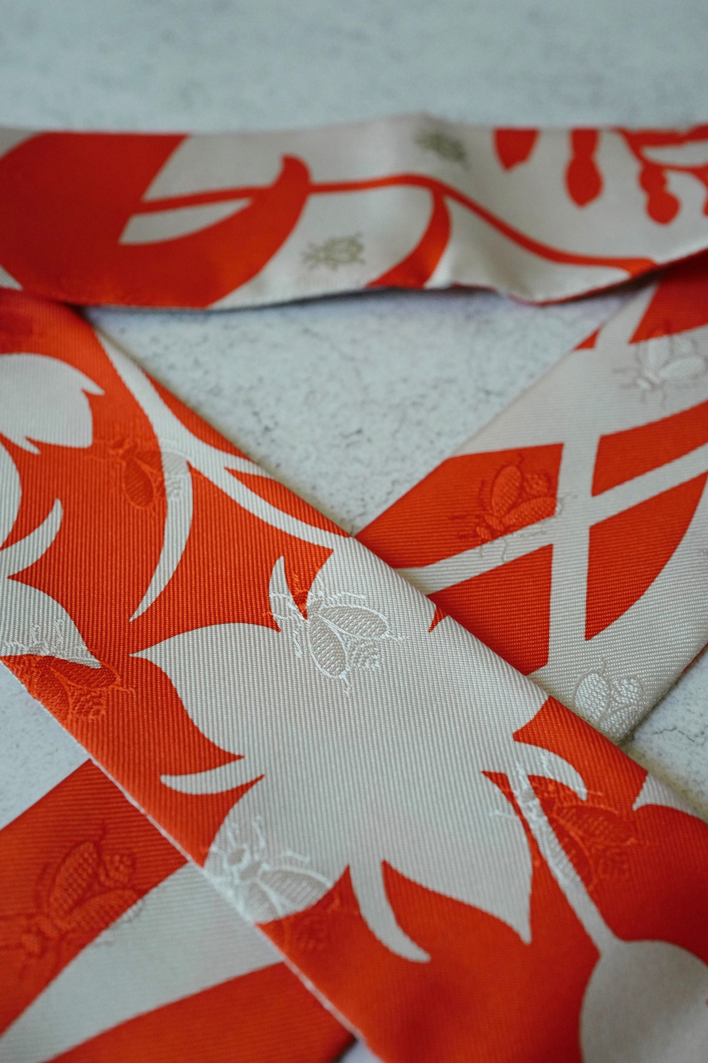 Hermès Twilly Bouquet Final Silk Gris Perle Vermillon with Leather Fringe