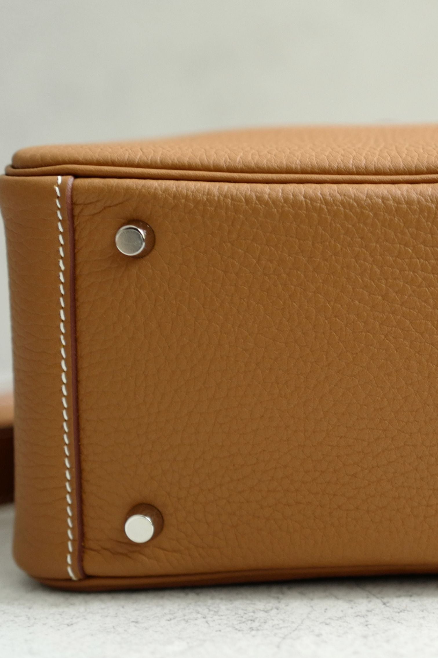 New Hermès Mini Lindy Gold Clemence Leather Palladium Hardware