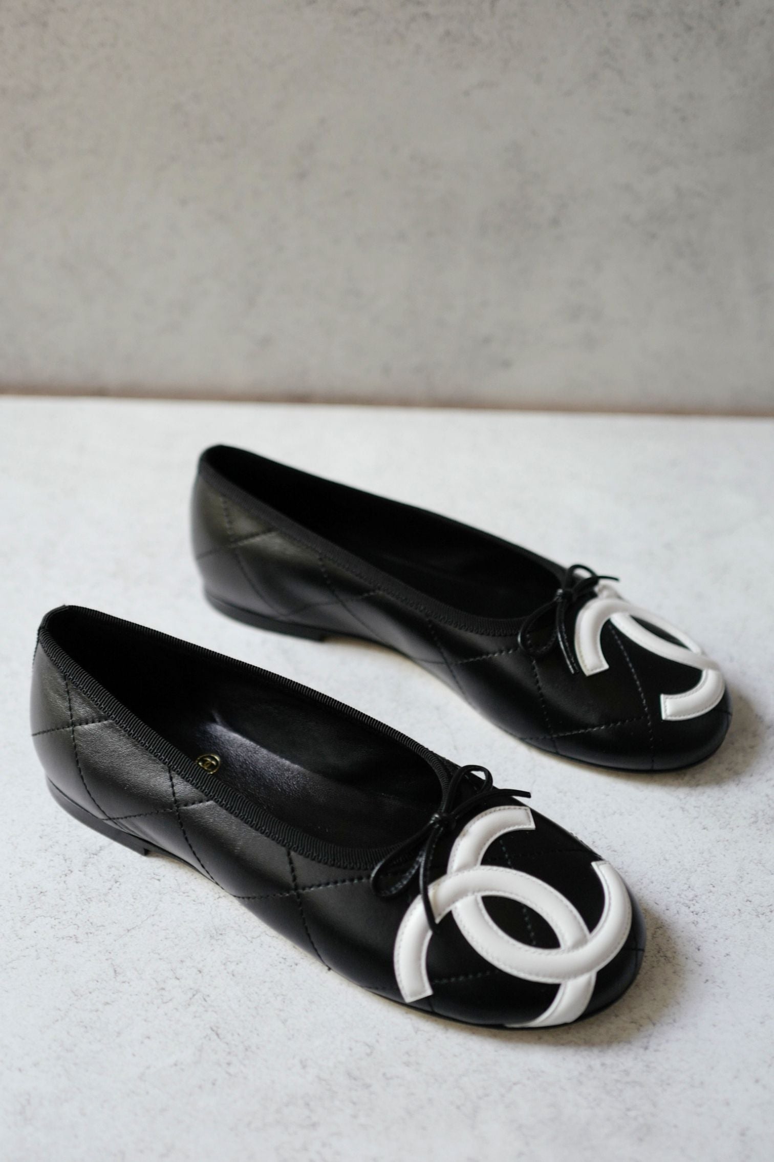 Chanel 26M Coco Beach Ballet Flats Black Lambskin Size 37.5