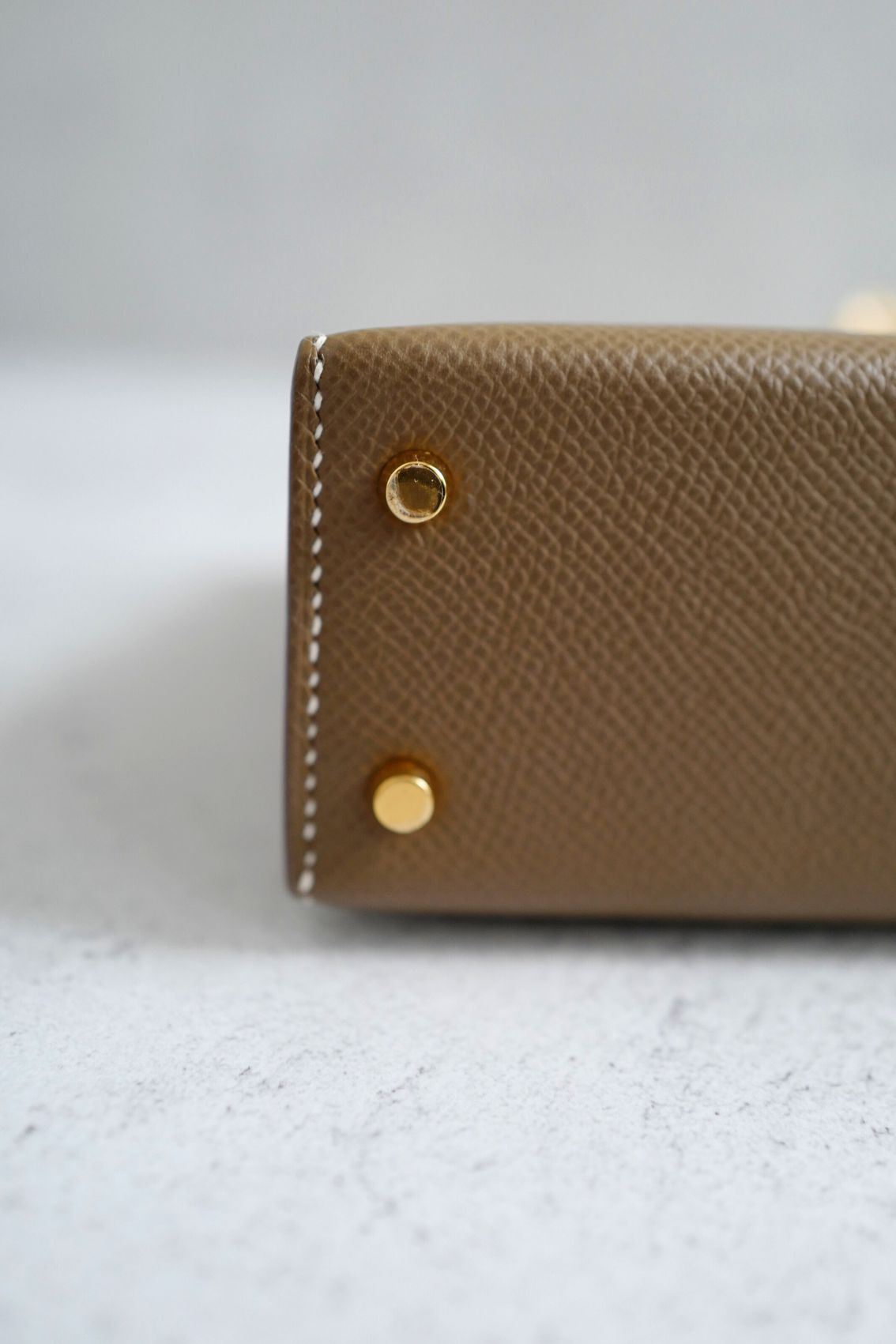 Hermès Mini Kelly Etoupe Epsom Leather Gold Hardware 2024 W Stamp