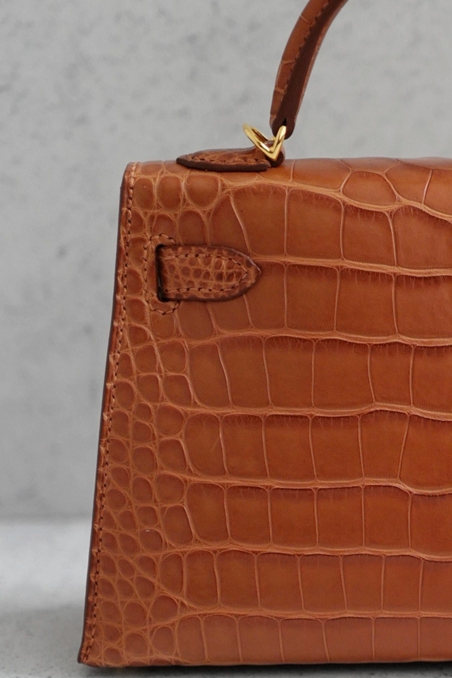 Hermès Mini Kelly Gold Sellier Alligator Mississippiens GHW G Stamp
