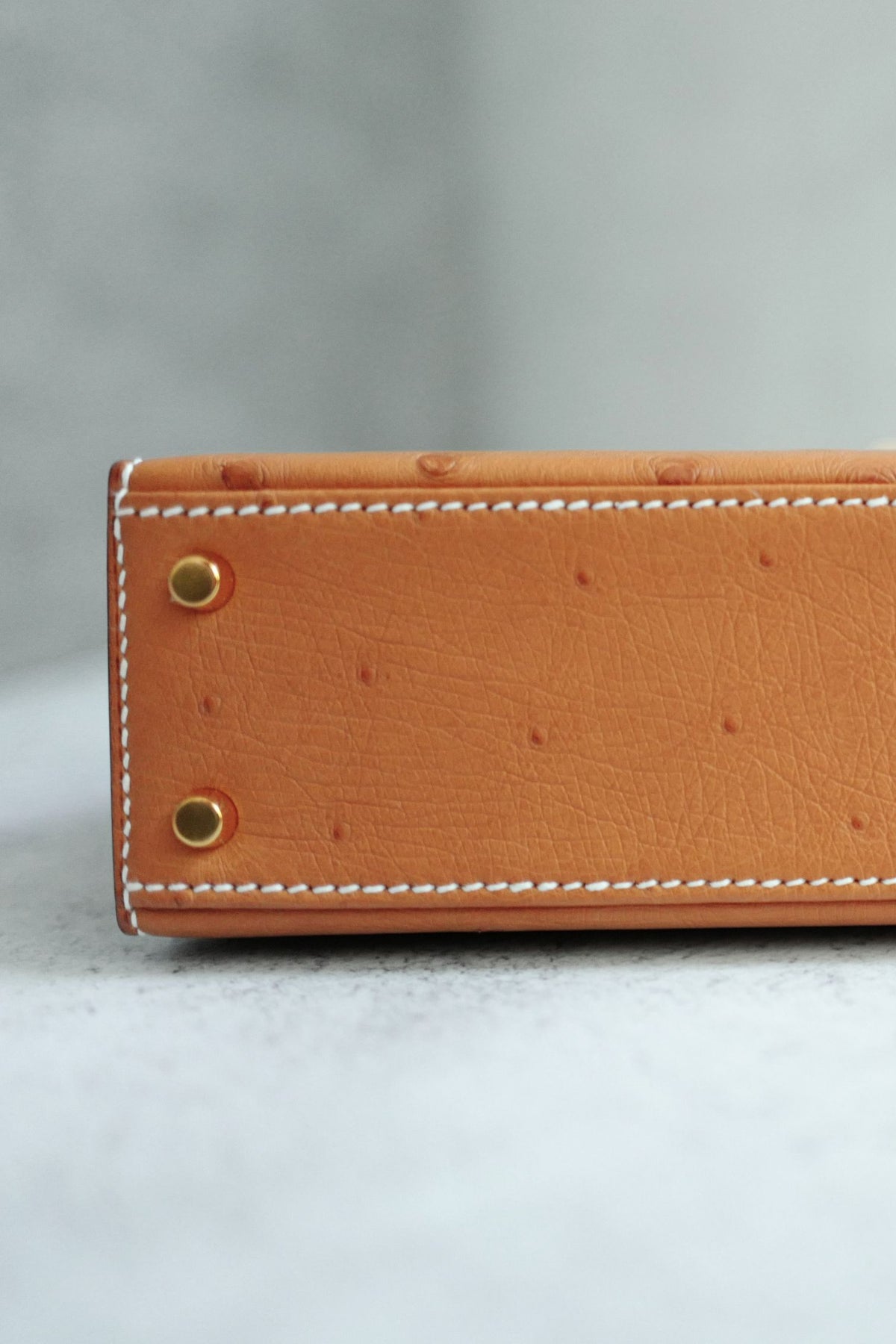 BNIB Hermes Mini Kelly HSS Cognac Ostrich with Craie Stitching GHW G Stamp 2026