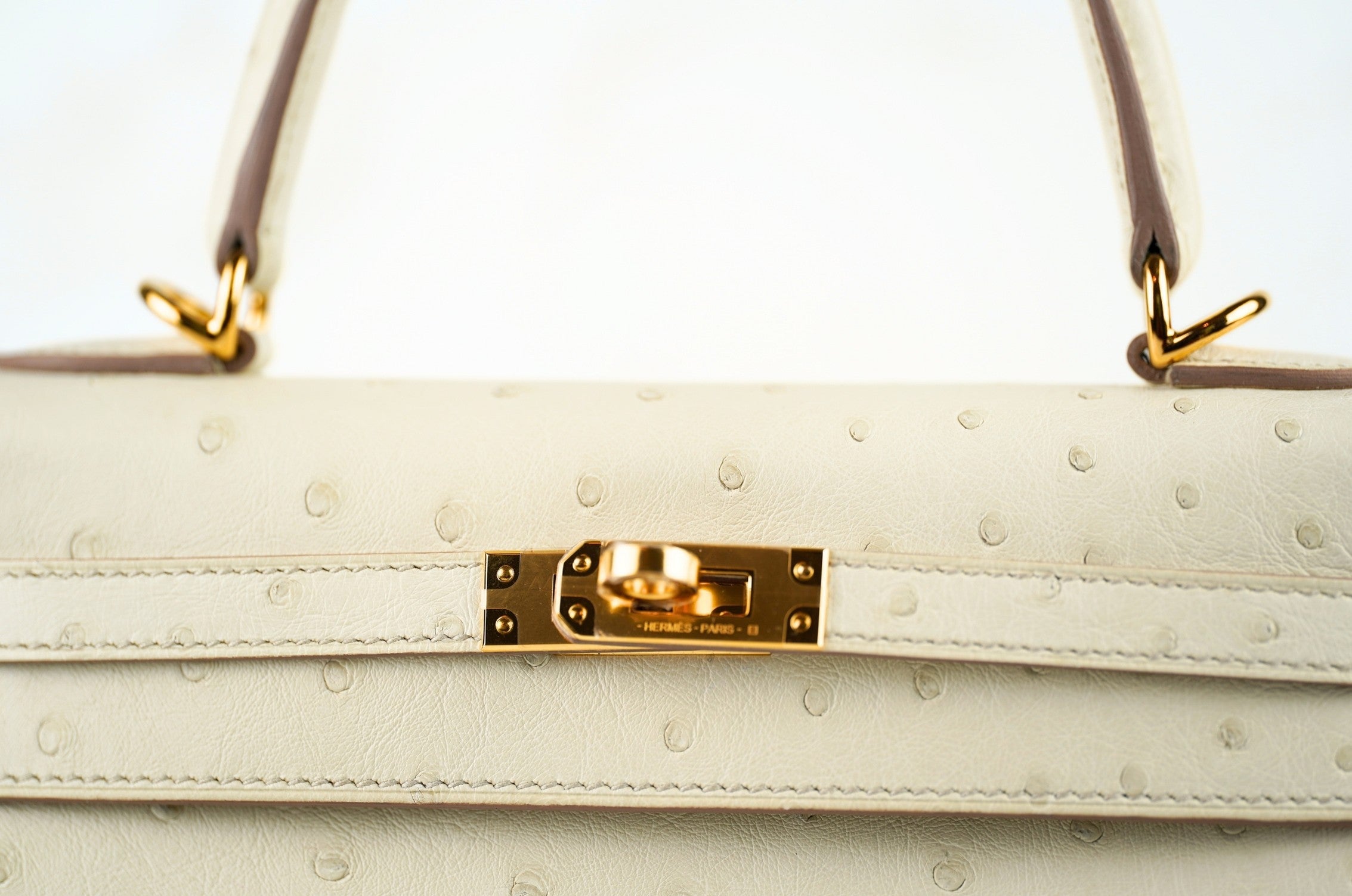 NEW Hermès Kelly 25 Beton Ostrich Gold Hardware U Stamp 2022