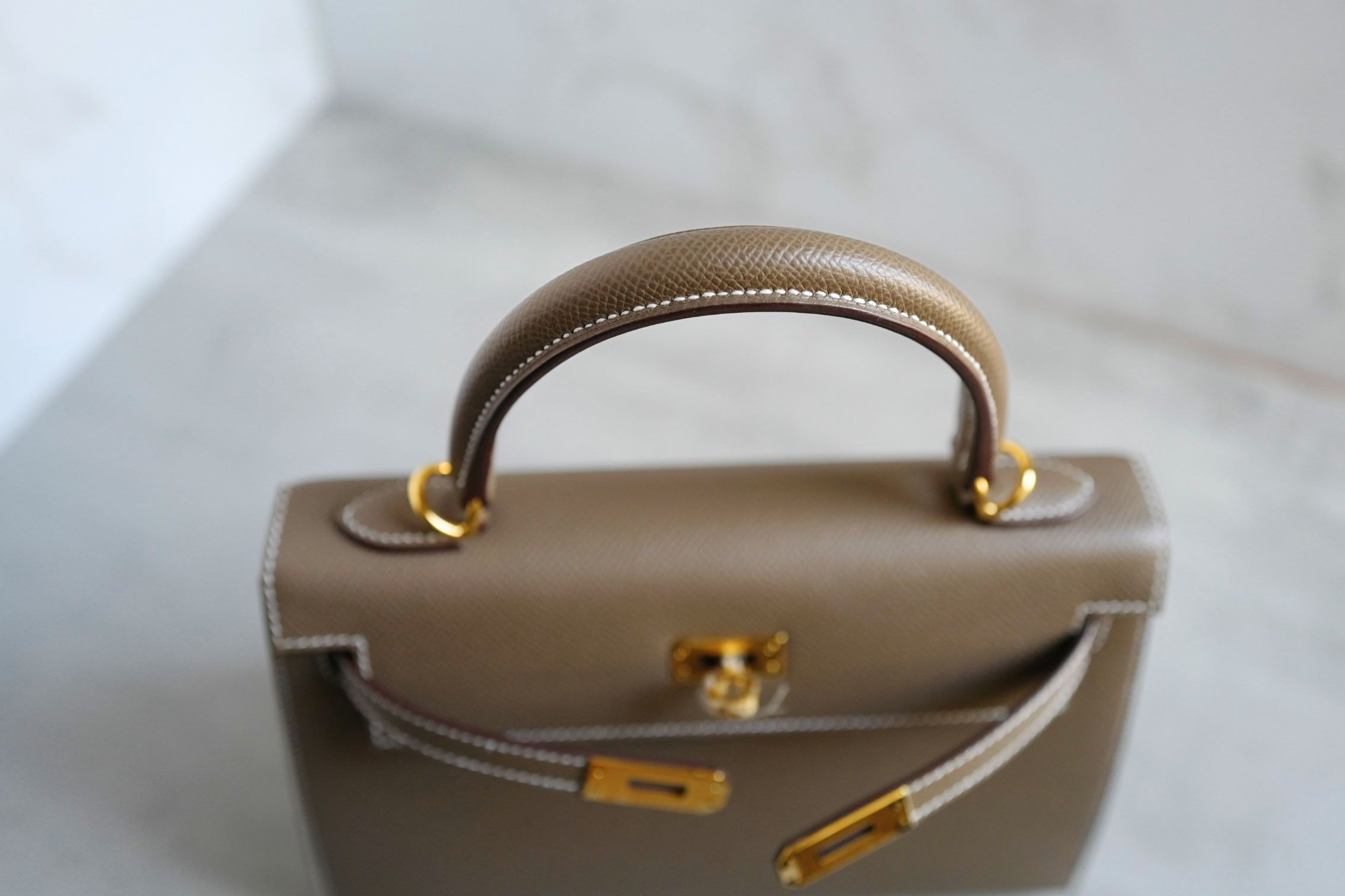 NEW Hermes Kelly 25 Etoupe Epsom Sellier Gold Hardware