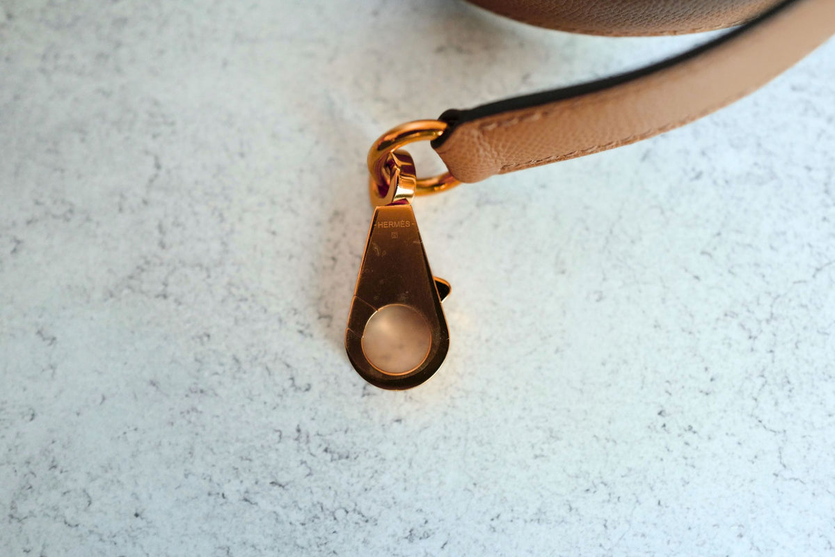 Hermes Kelly 25 Touch Chai/Miel Veau Madame Sellier Gold Hardware