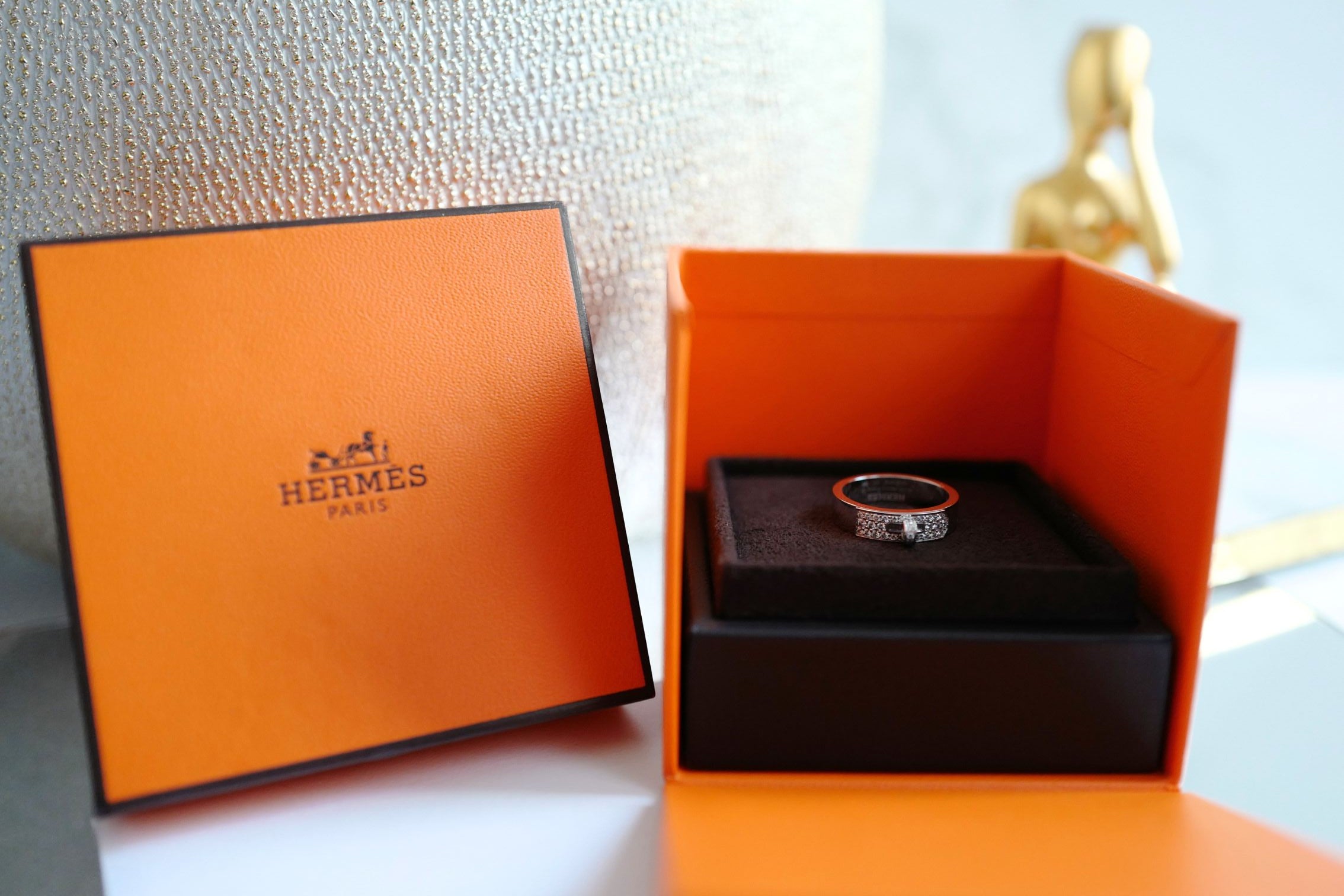 BNIB Hermes Kelly Ring in White Gold with Diamonds Size 50 $7500 Retail