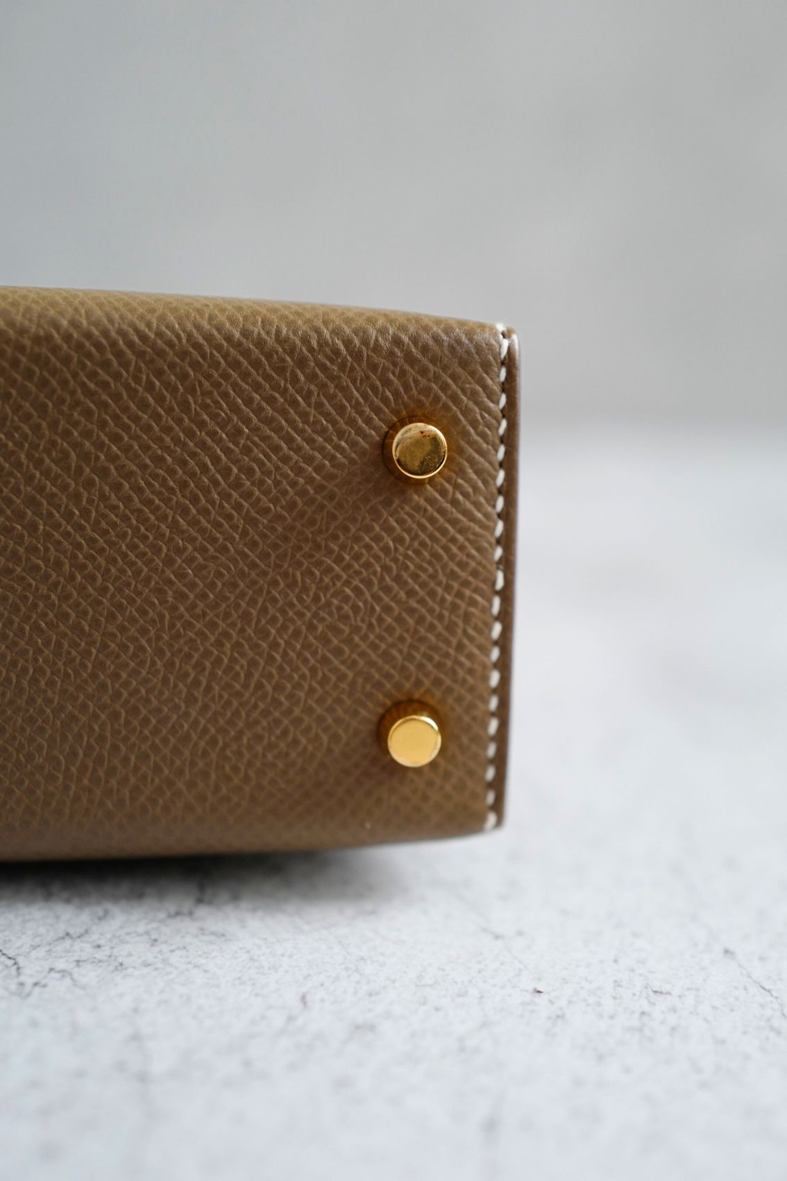 Hermès Mini Kelly Etoupe Epsom Leather Gold Hardware 2024 W Stamp