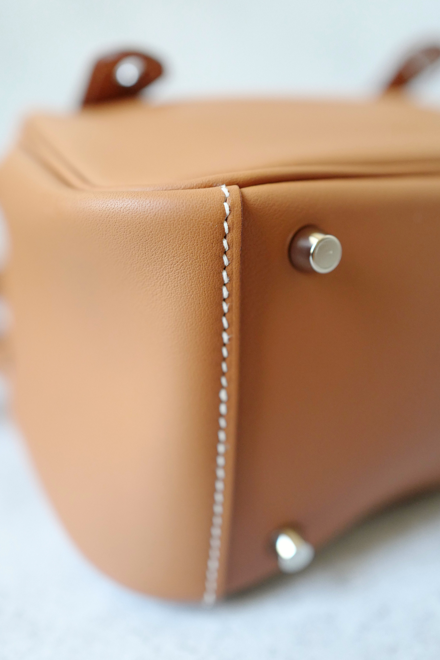 BNIB Hermès Lindy Mini II Bag Swift Leather Gold 37 Electrum Silver/Gold Hardware