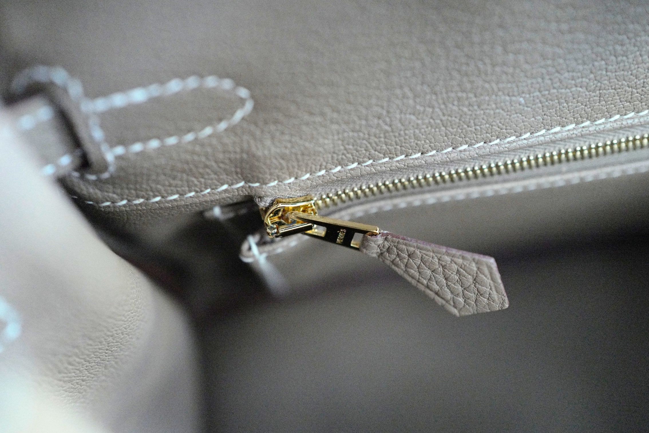 Hermes Birkin 25 Etoupe Togo Leather Gold Hardware K Stamp 2025