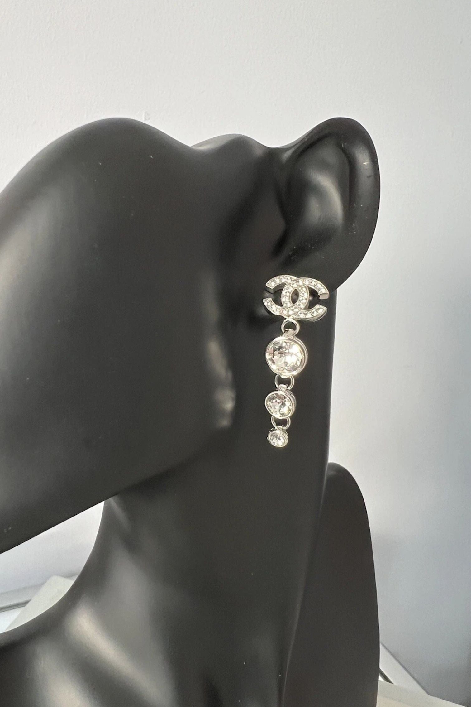 Chanel Drop CC Earrings 22K in Pearly White & Crystal BNIB