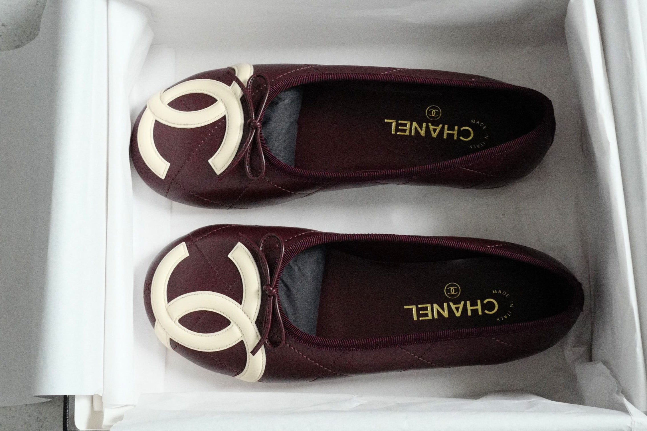 Chanel 26M Coco Beach Ballet Flats Burgundy White Lambskin Size 37