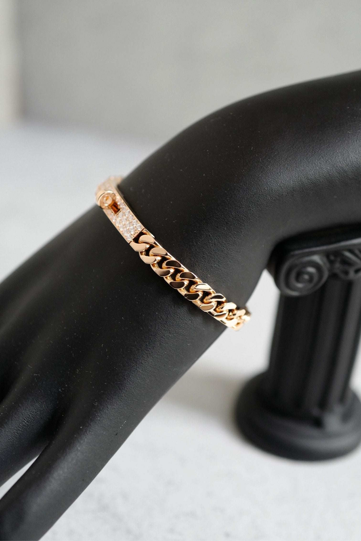 Hermès Kelly Gourmette Bracelet SH Small Model Rose Gold with 41 Diamonds