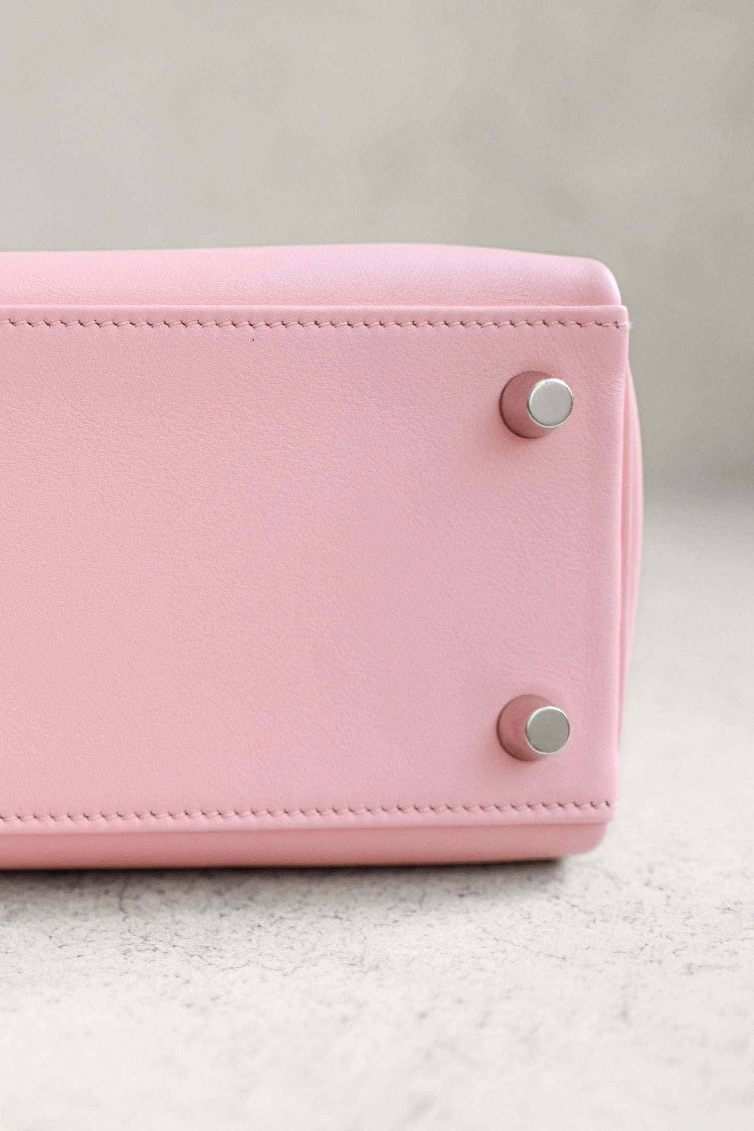 Hermès Kelly 25 Rose Sakura Swift with Palladium Hardware