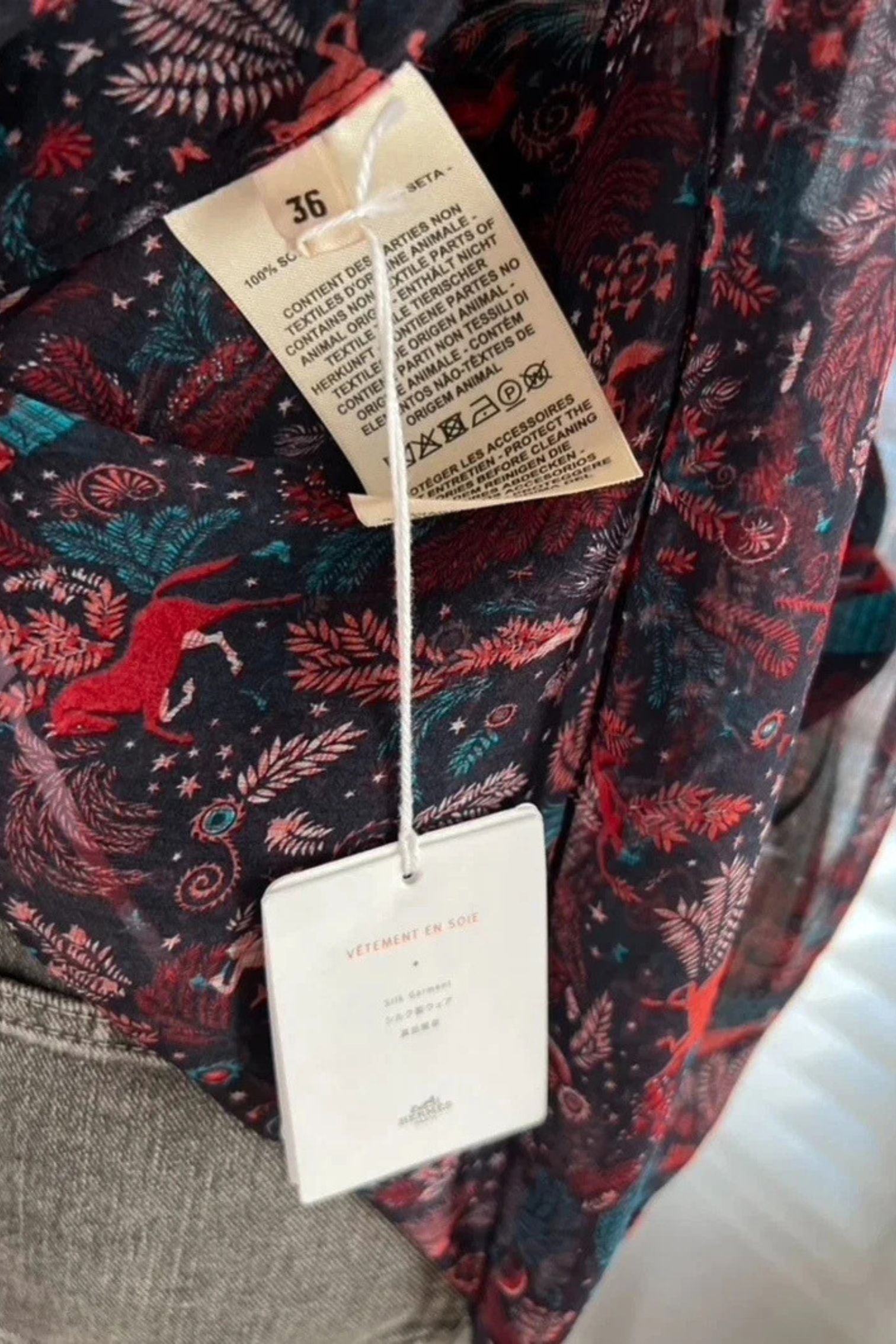 Hermes Silk Blouse Ennobli A Plastron Ox Bleu Marin Sleeveless 36 NEW Two Pcs