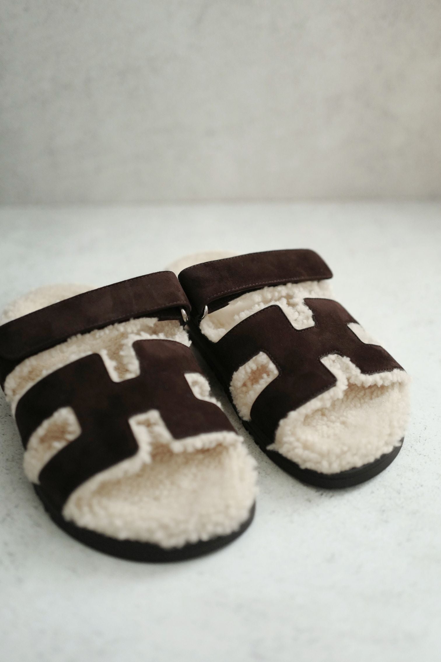 BNIB HERMÈS Chypre Sandals Goat Skin Suede Marron Ébène/Écru Size 38