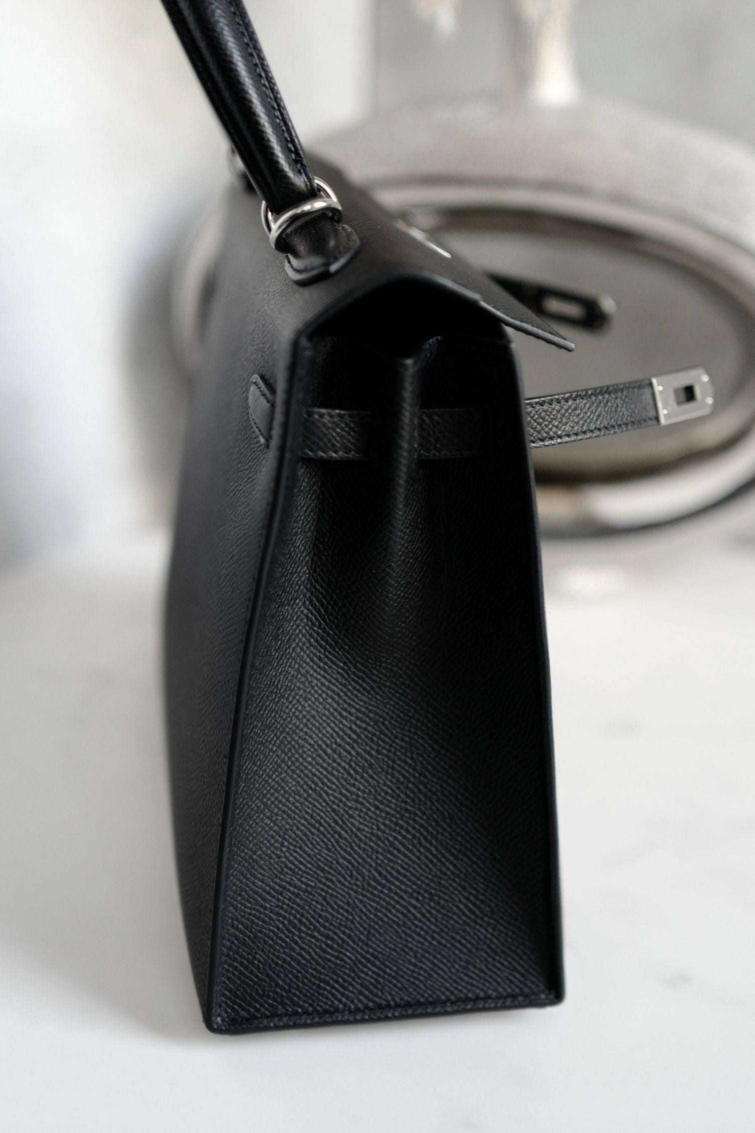Hermès Kelly 25 Black Epsom Sellier Palladium Hardware K Stamp 2026