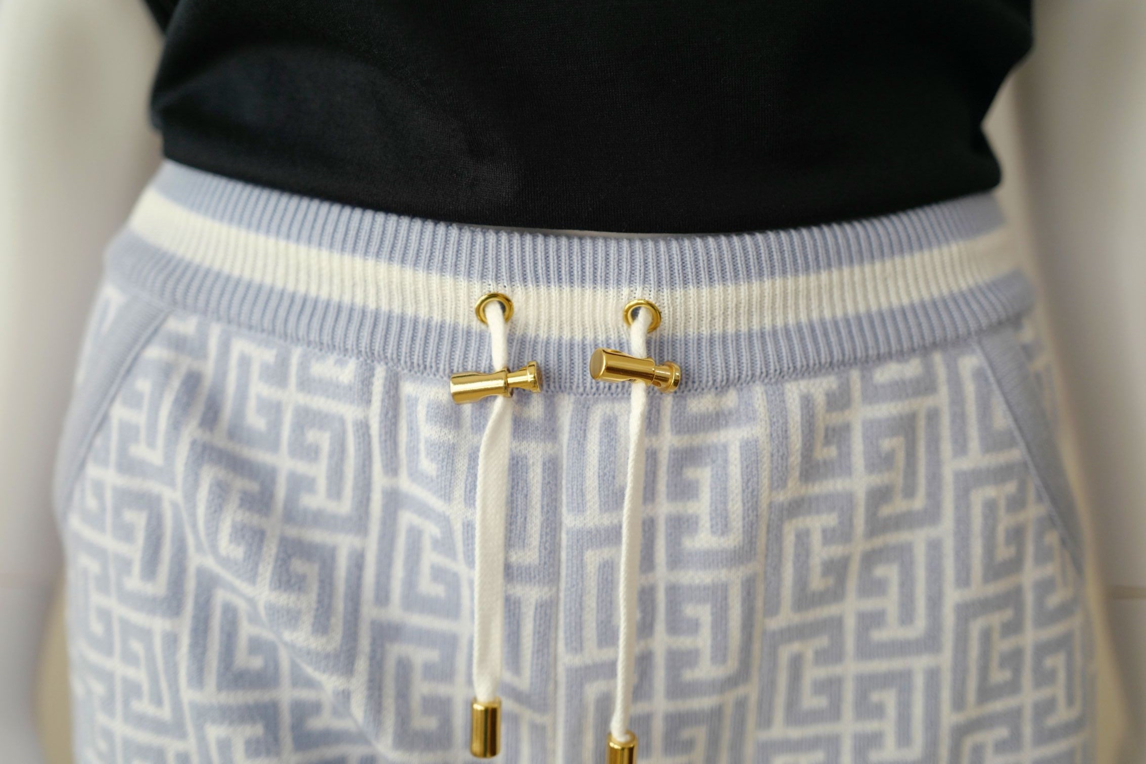 Balmain Monogram Jacquard Wool Blend Tennis Shorts size 36 NEW