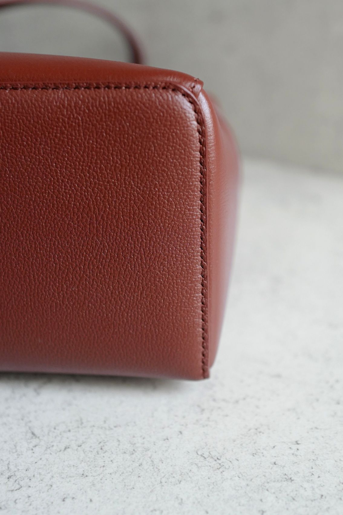 BNIB Loro Piana Extra Bag L27 Smoked Caramel In Grained Calfskin with Gold HW