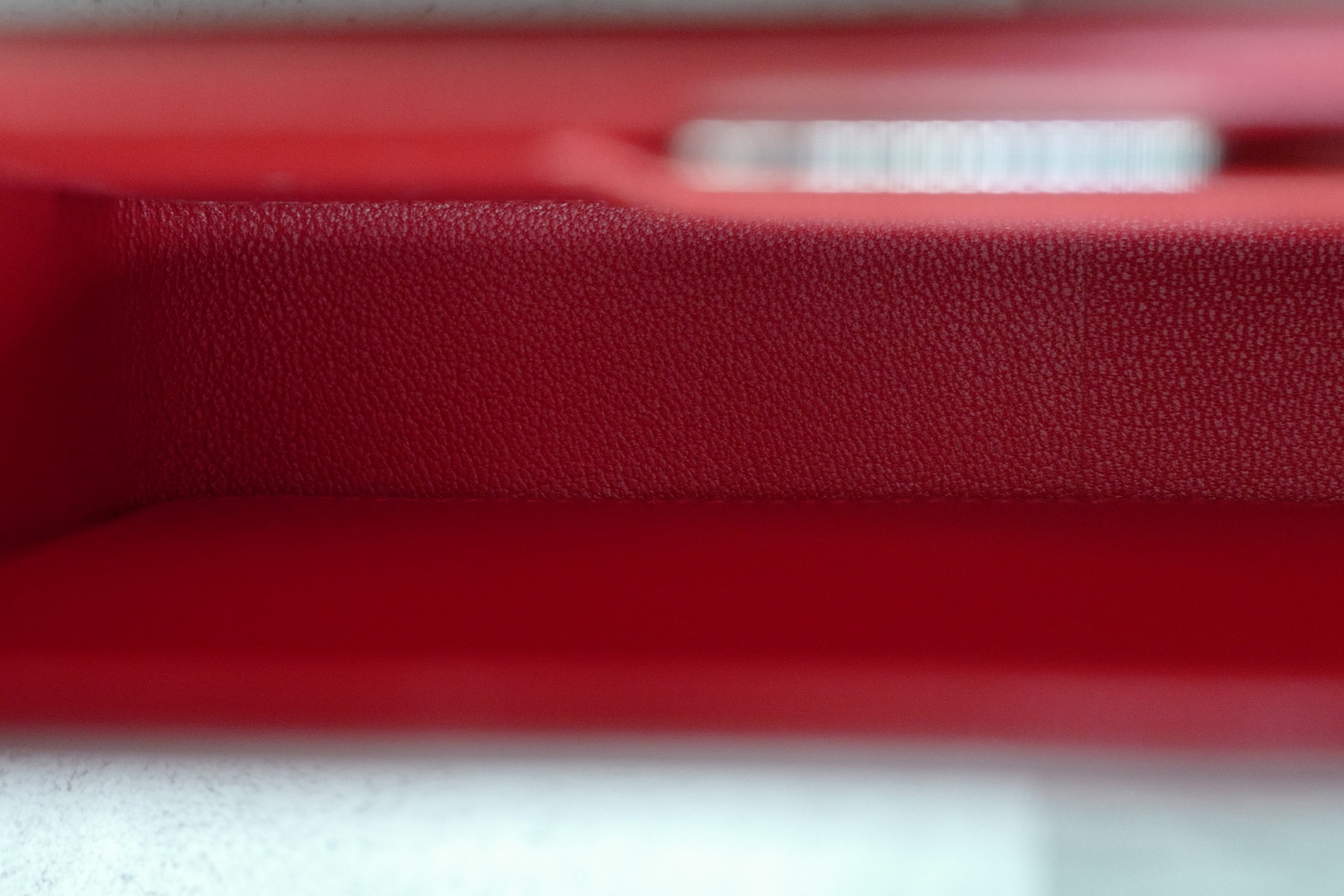 Hermès Clutch Sanglons Rouge de Cœur Chamkila Goatskin Gold Hardware