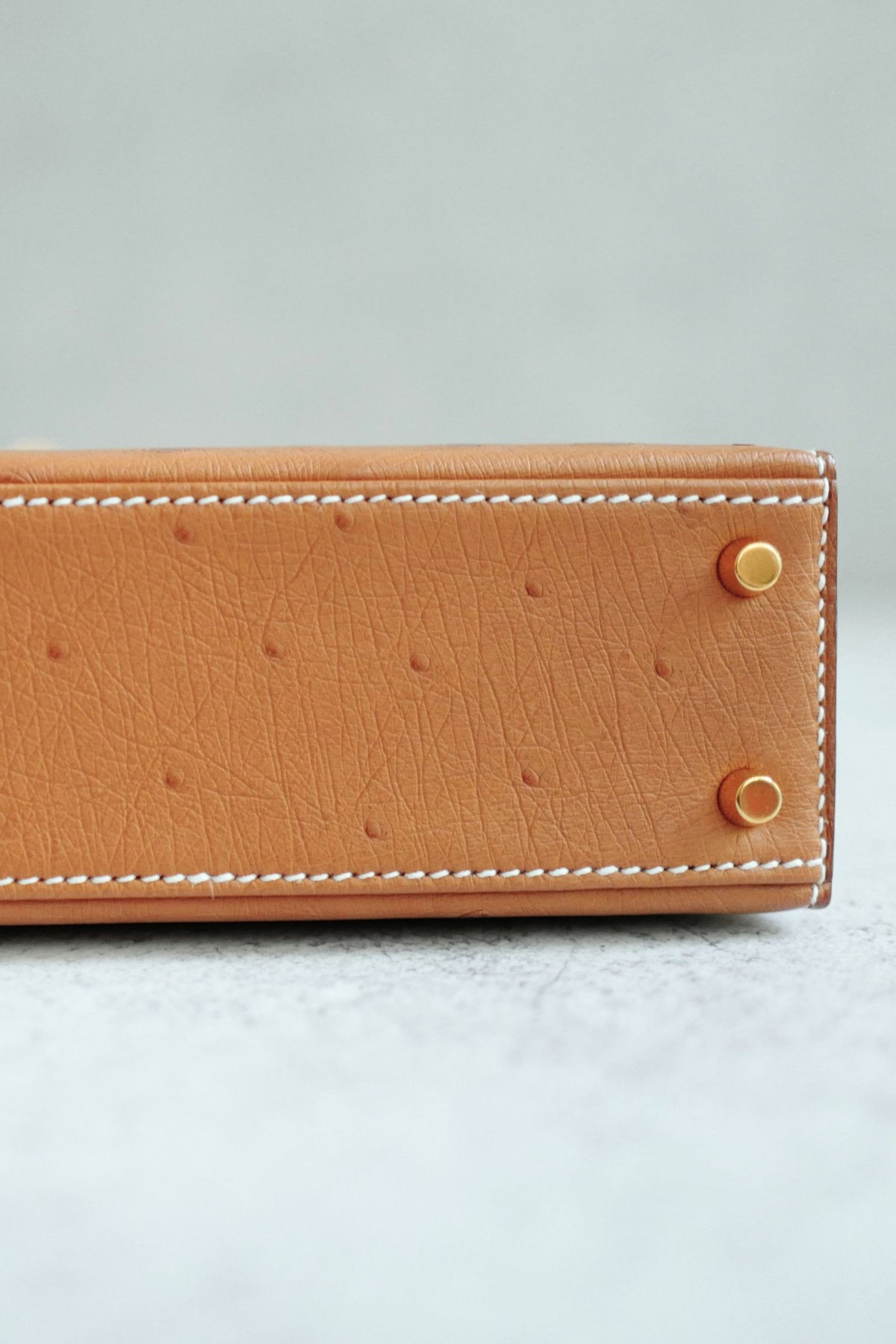 BNIB Hermes Mini Kelly HSS Cognac Ostrich with Craie Stitching GHW G Stamp 2026