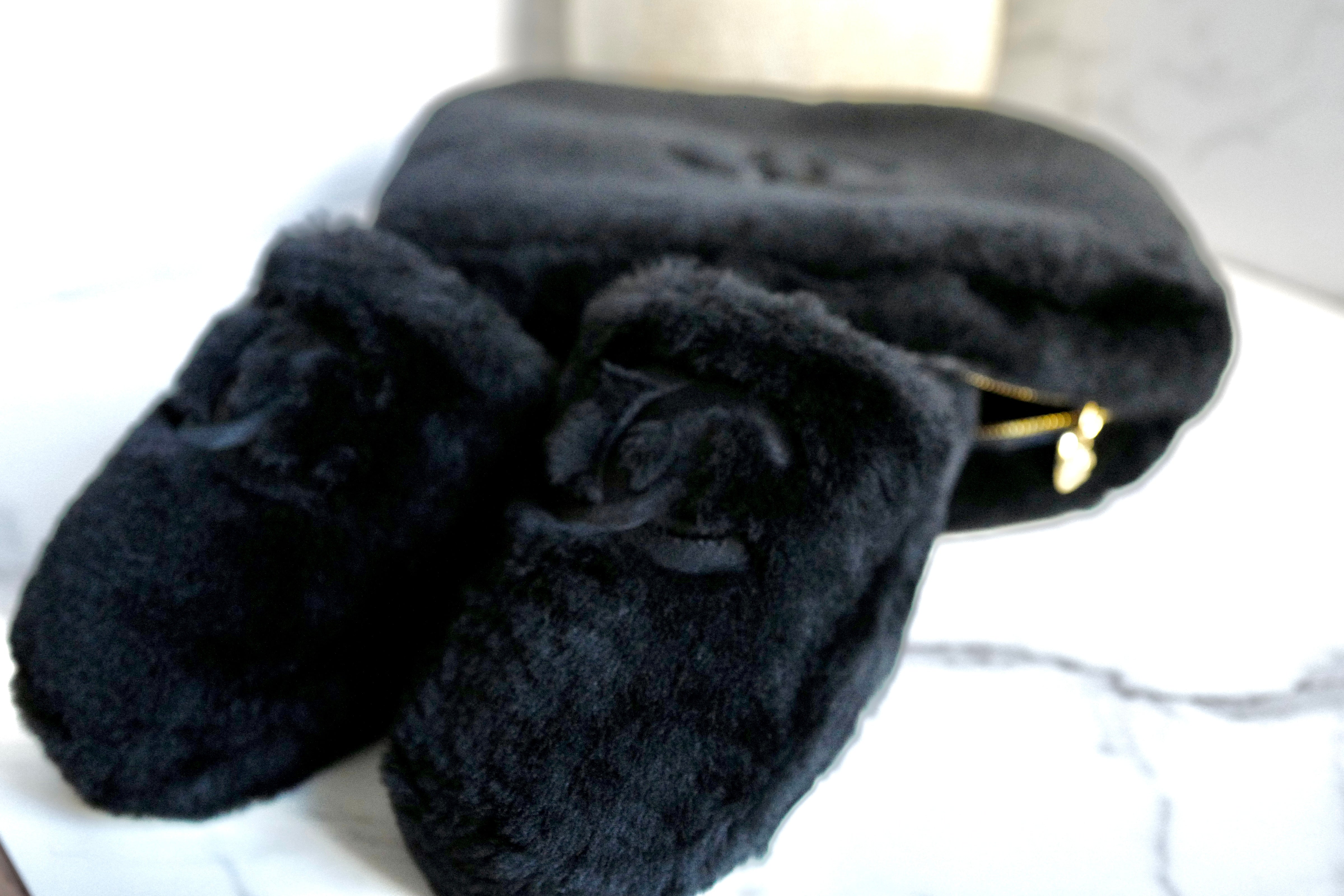 NEW Chanel 24B Mules Shearling in Black with Pouch Size 37