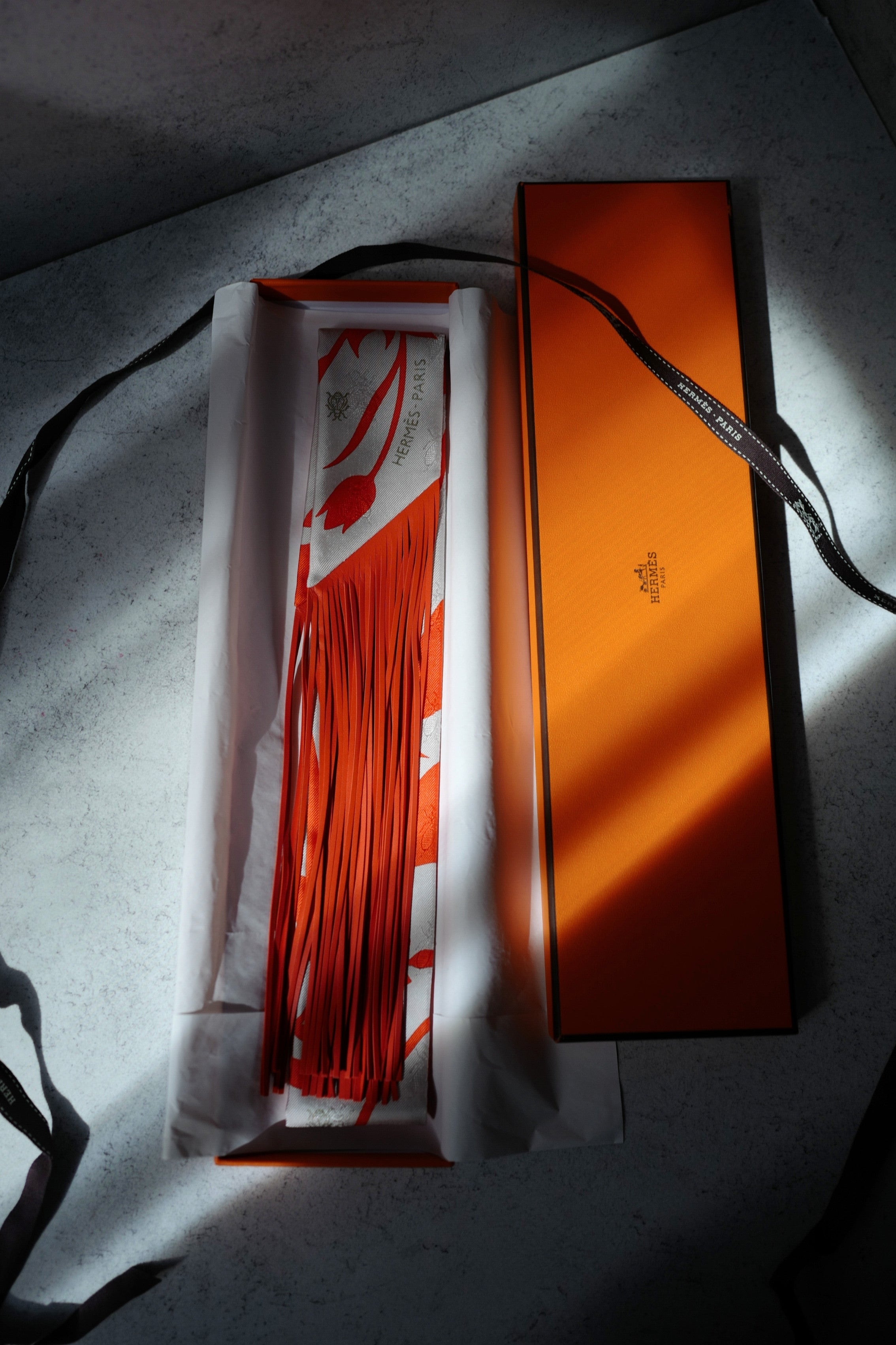 Hermès Twilly Bouquet Final Silk Gris Perle Vermillon with Leather Fringe