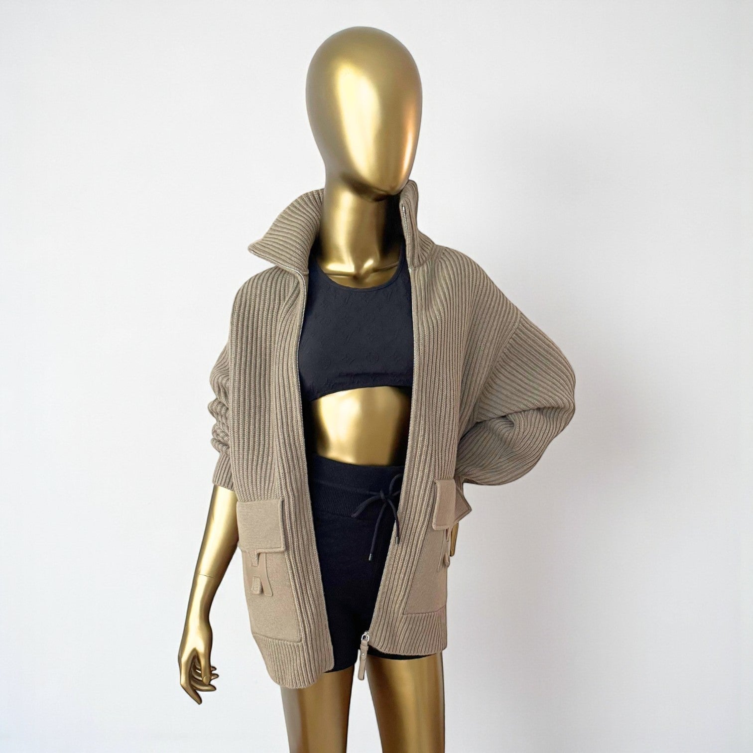 NEW Hermès Blouson Cardigan H Pockets Etoupe Size 34 Wool Jacket