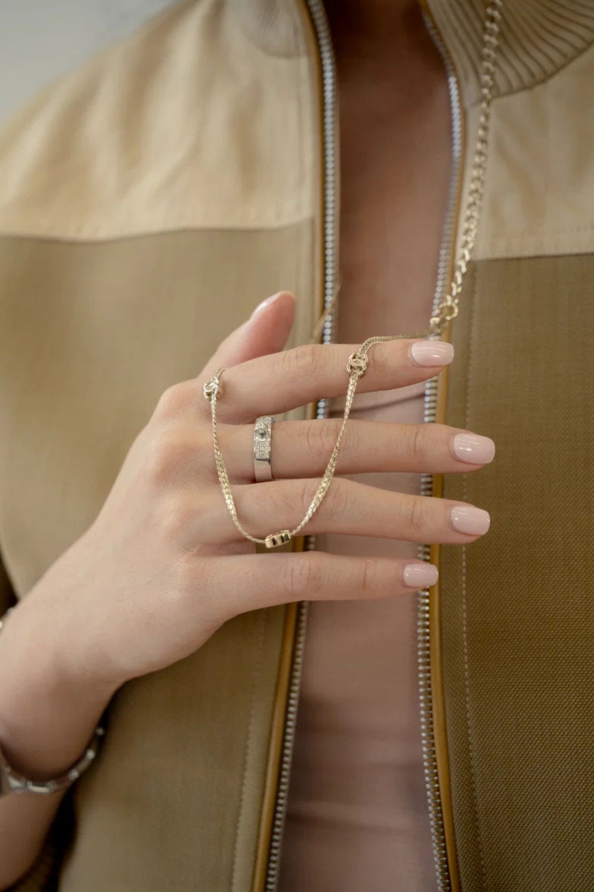 BNIB Hermes Kelly Ring in White Gold with Diamonds Size 50 $7500 Retail