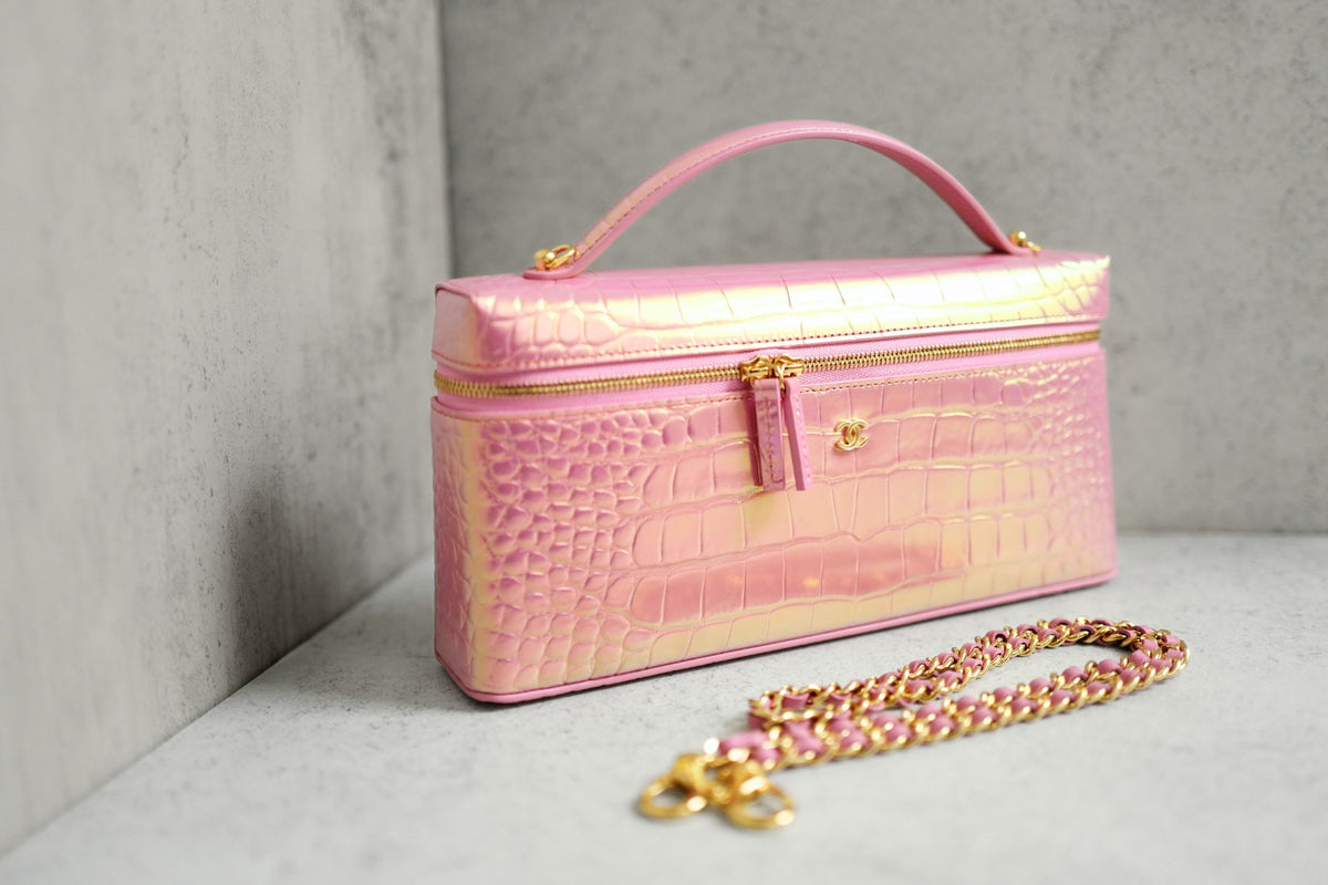 NEW Chanel 26K Vanity with Chain Rose Crocodile Embossed Calfskin Leather GHW
