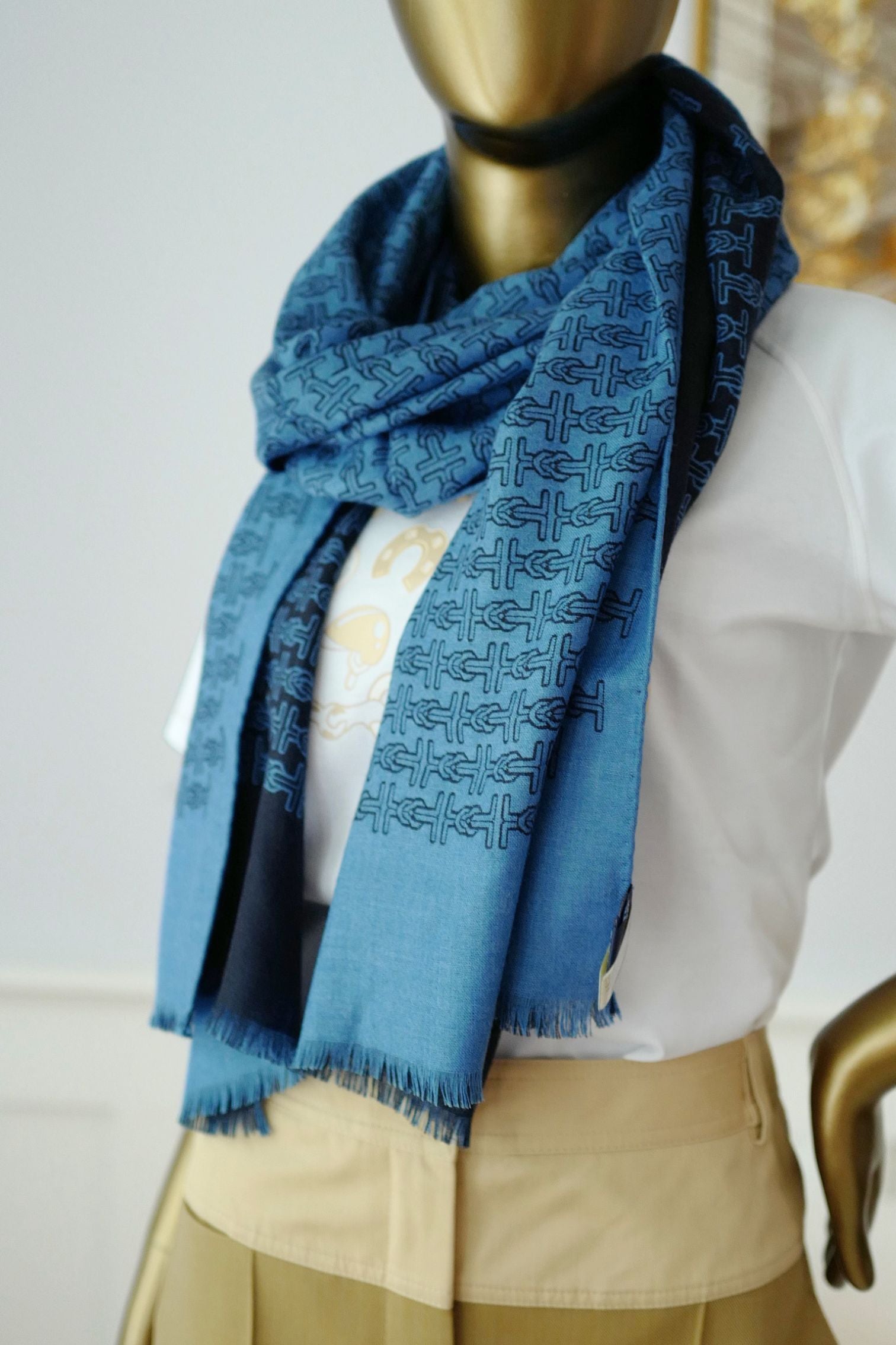 Hermès H Marin Reversible Scarf Cashmere Silk Marine / Bleu Océan