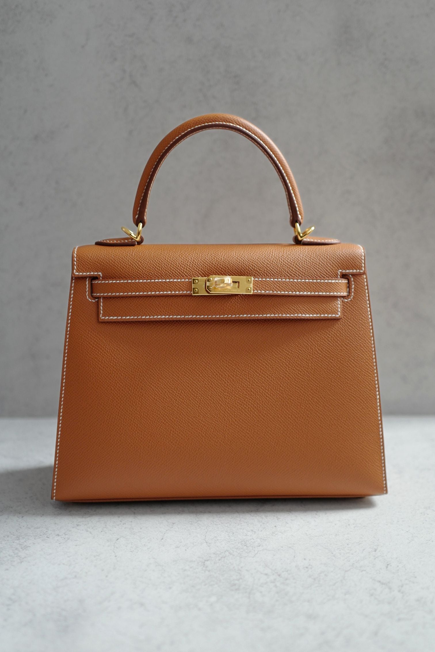 BNIB Hermes Kelly 25 Gold Epsom Sellier Gold Hardware G Stamp 2026