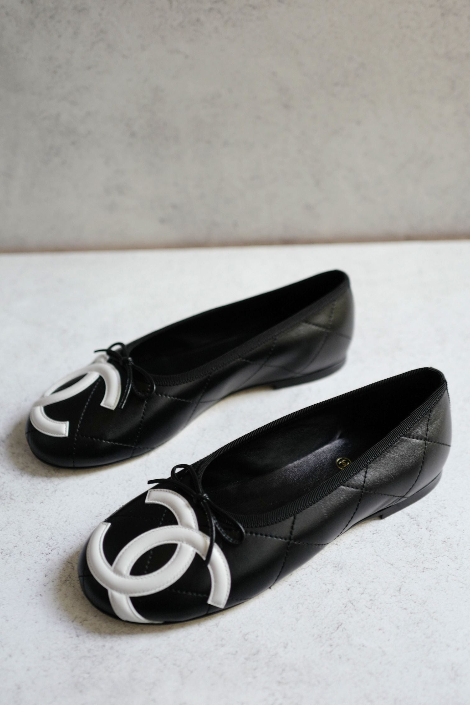 Chanel 26M Coco Beach Ballet Flats Black Lambskin Size 37.5