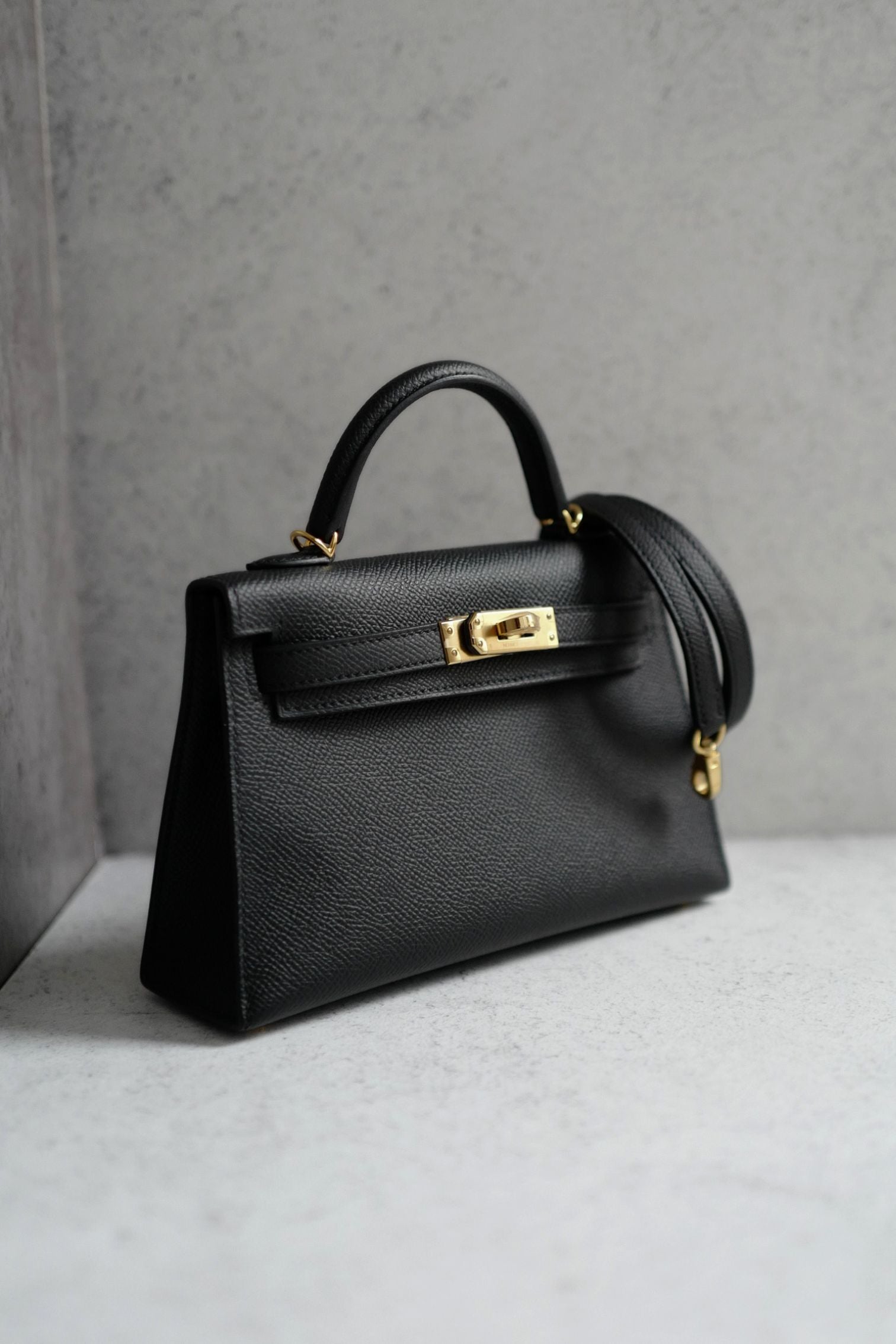 NEW Hermes Mini Kelly Black Epsom Leather Gold Hardware G Stamp 2026