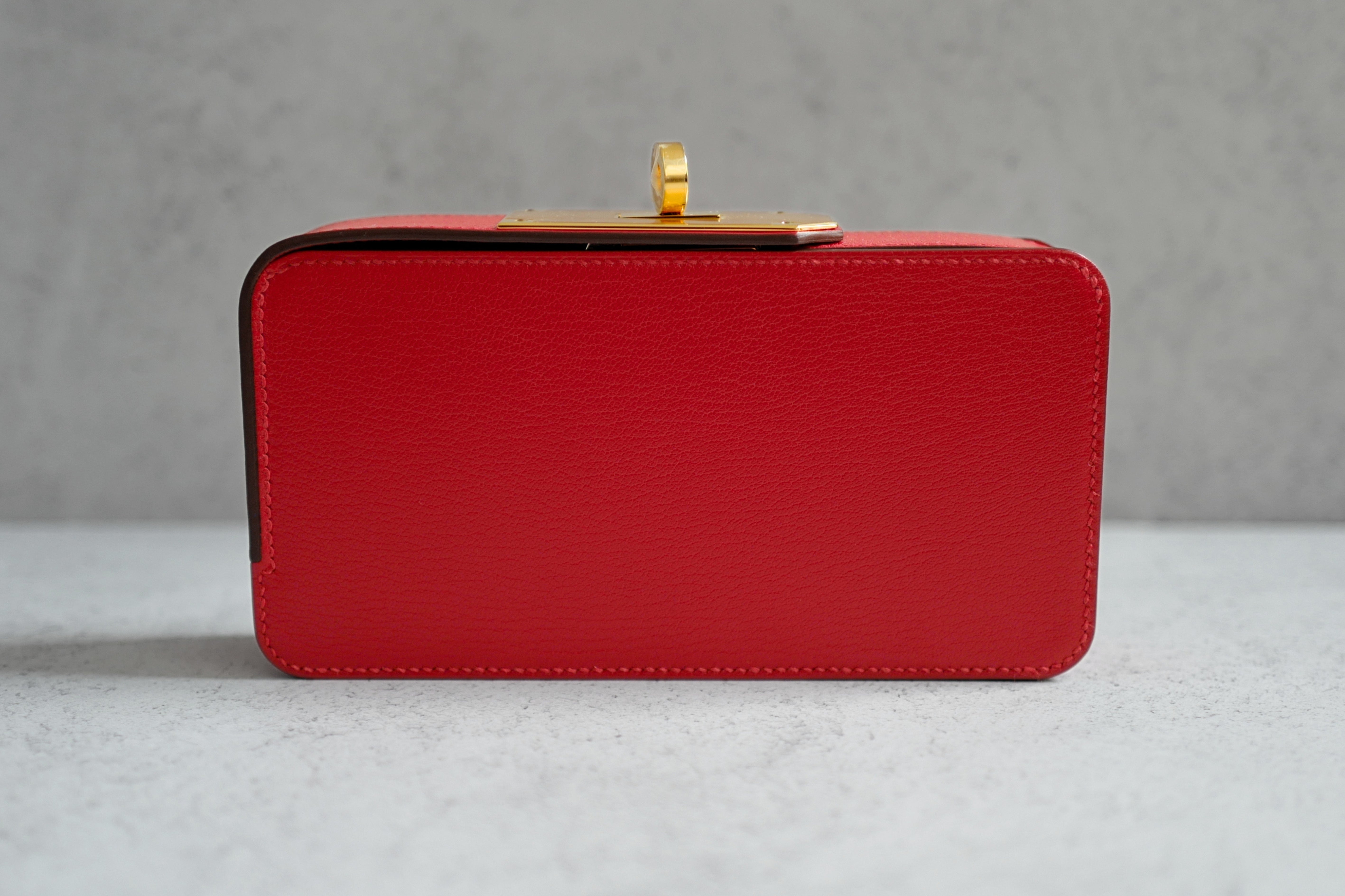Hermès Clutch Sanglons Rouge de Cœur Chamkila Goatskin Gold Hardware