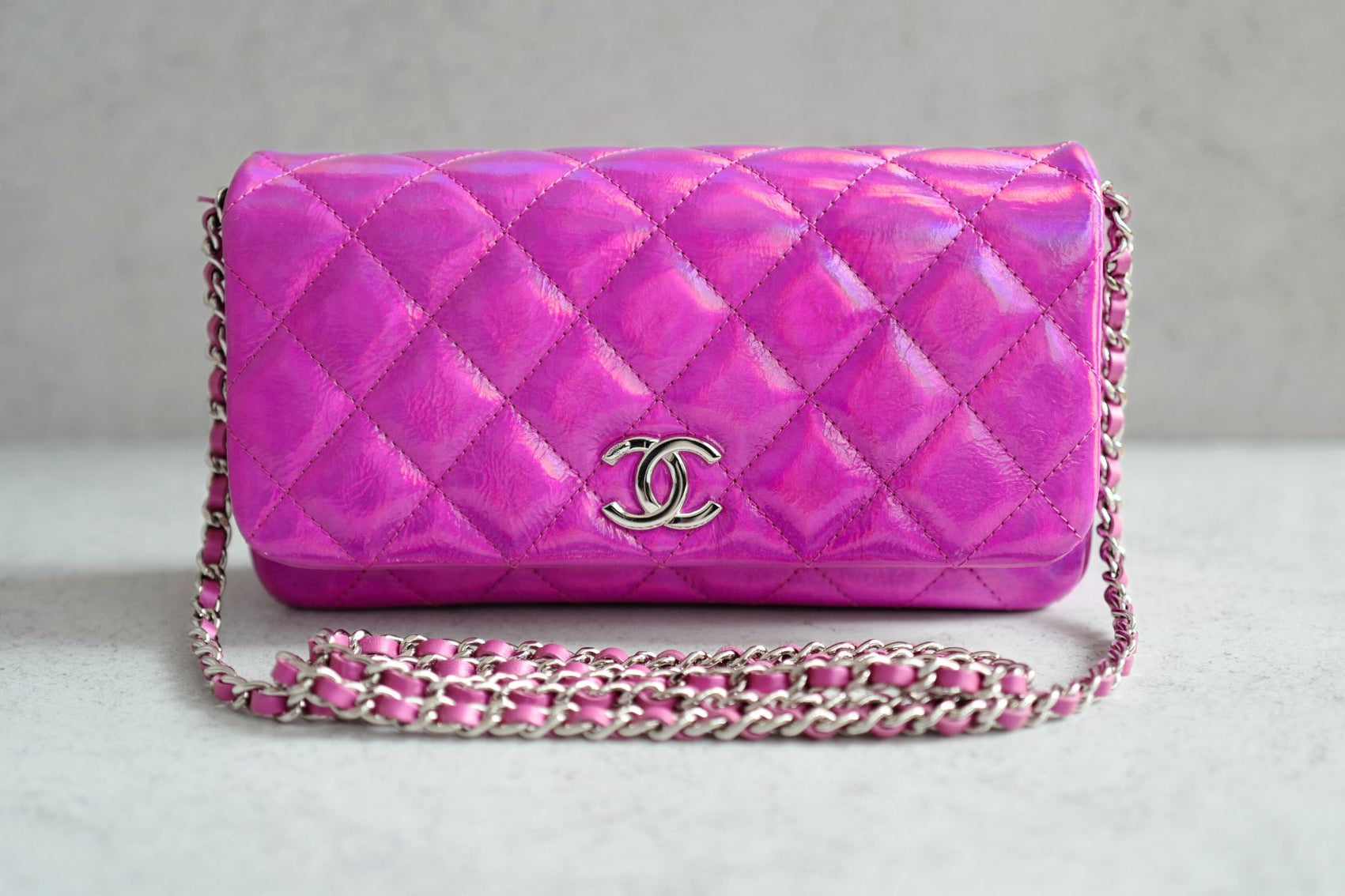 NEW Chanel Wallet on Chain Iridescent Mirror Goatskin Silver Fuchsia Cruise 24C