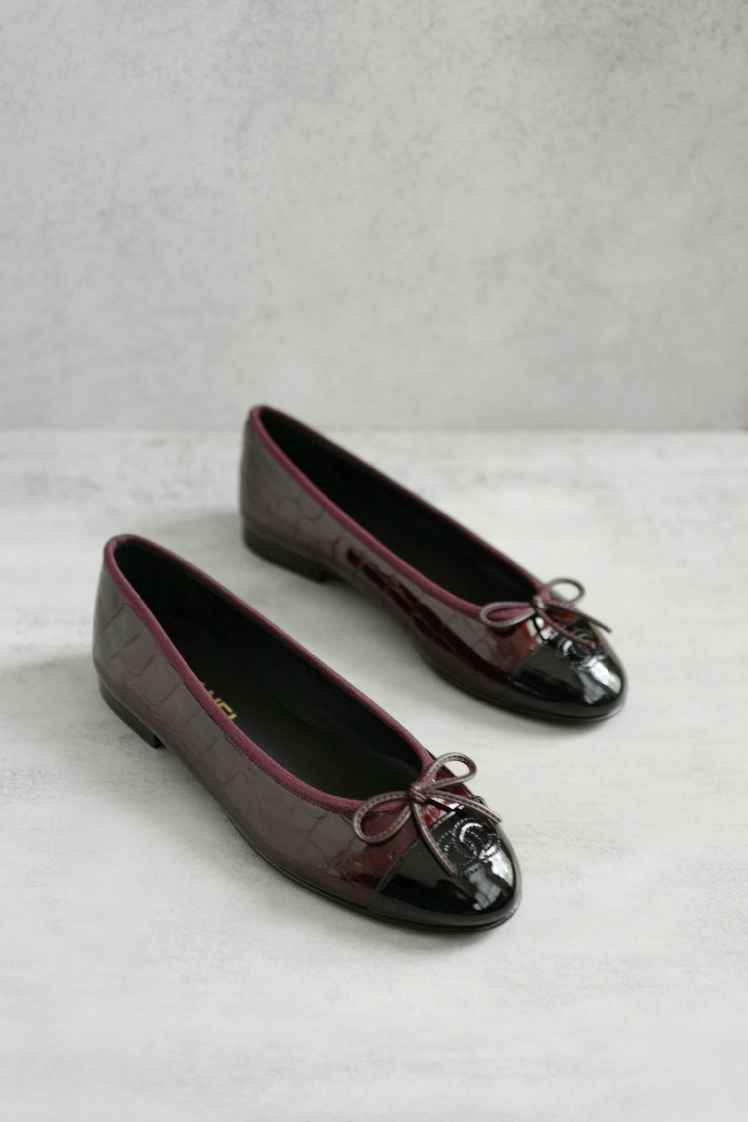 Chanel 26A Ballet Flats Croc Embossed Patent Calfskin Burgundy Black Size 38.5