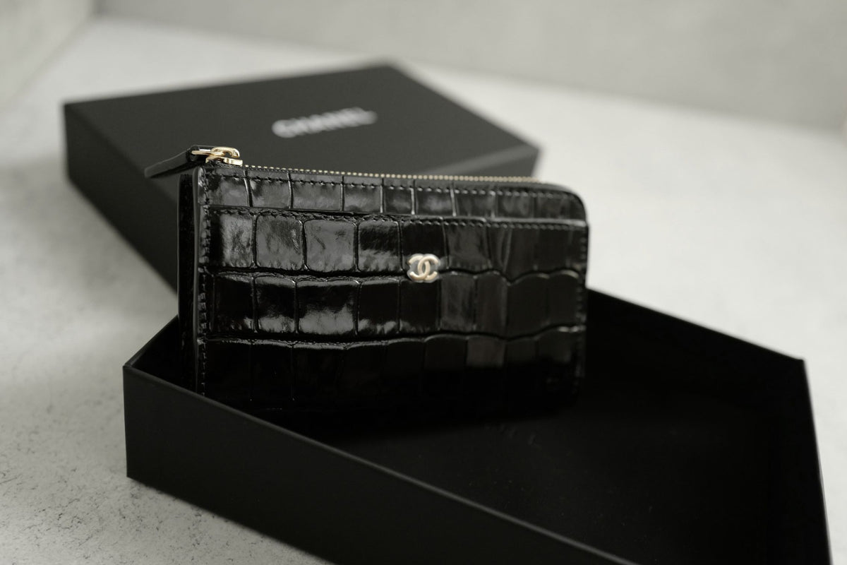 Chanel 26K Matthieu Blazy's Card Holder Croc Embossed Black Calfskin GHW